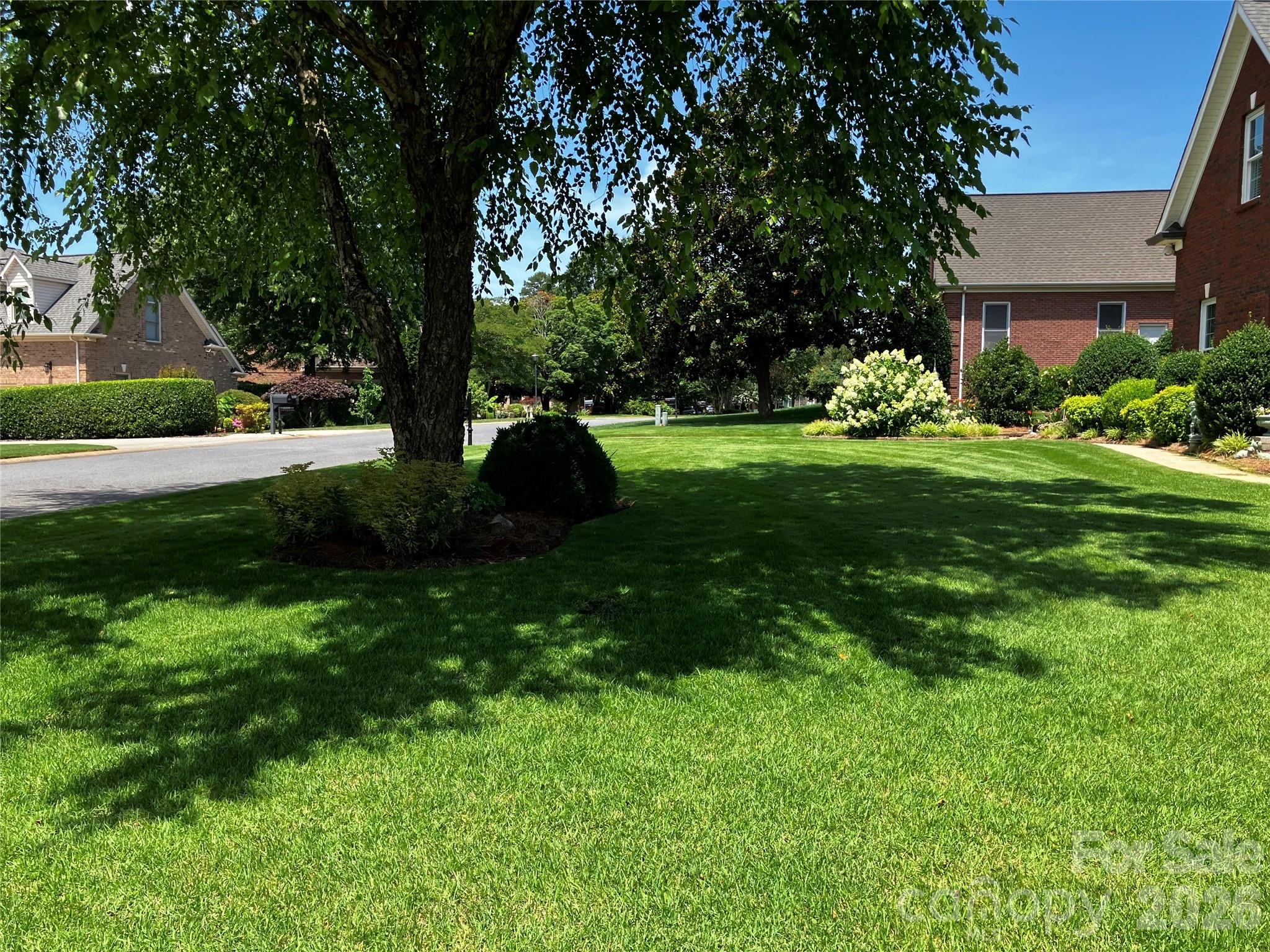 2289 Woodridge Drive
