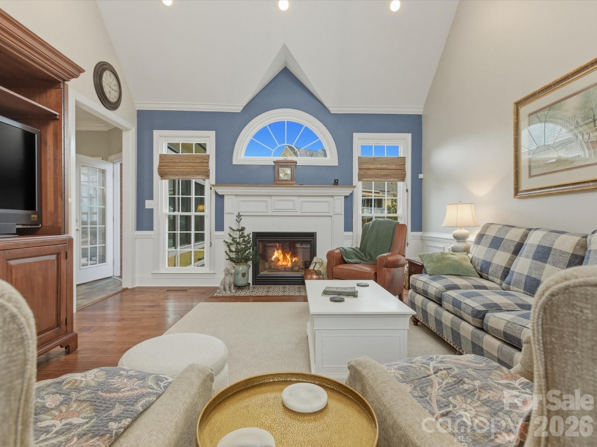 2289 Woodridge Drive