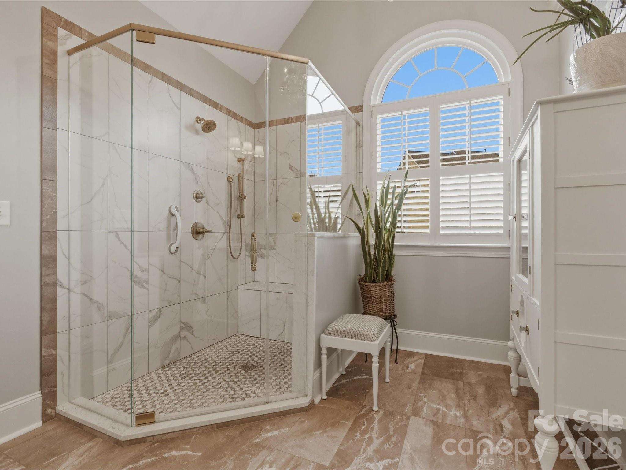 2289 Woodridge Drive