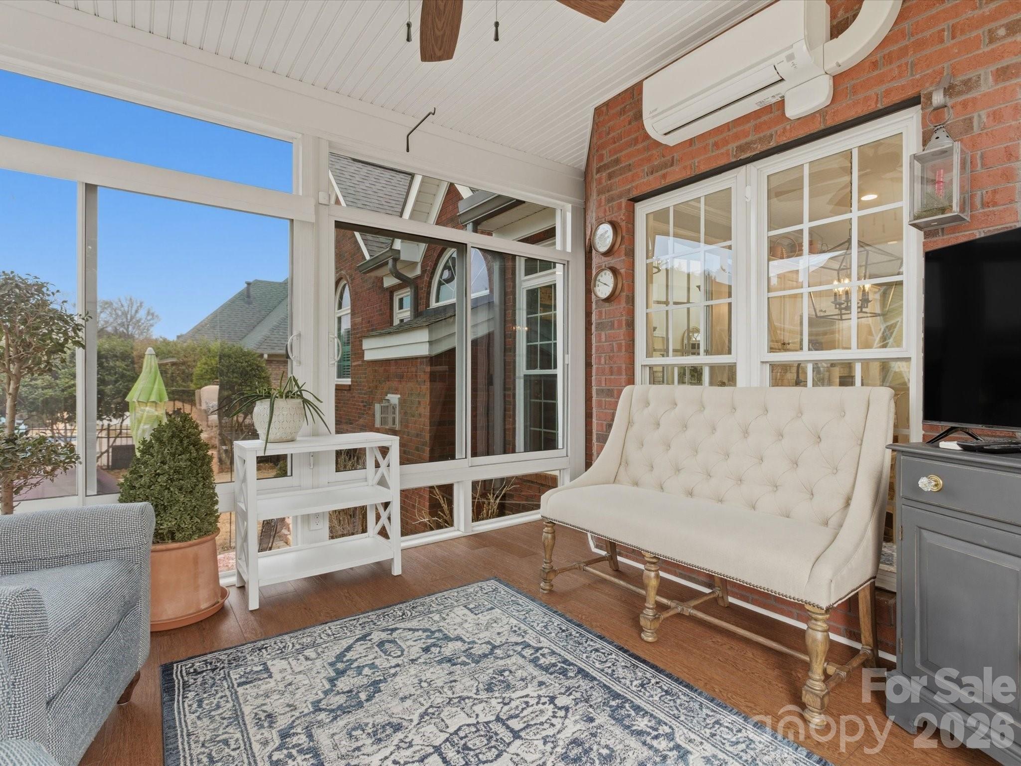 2289 Woodridge Drive