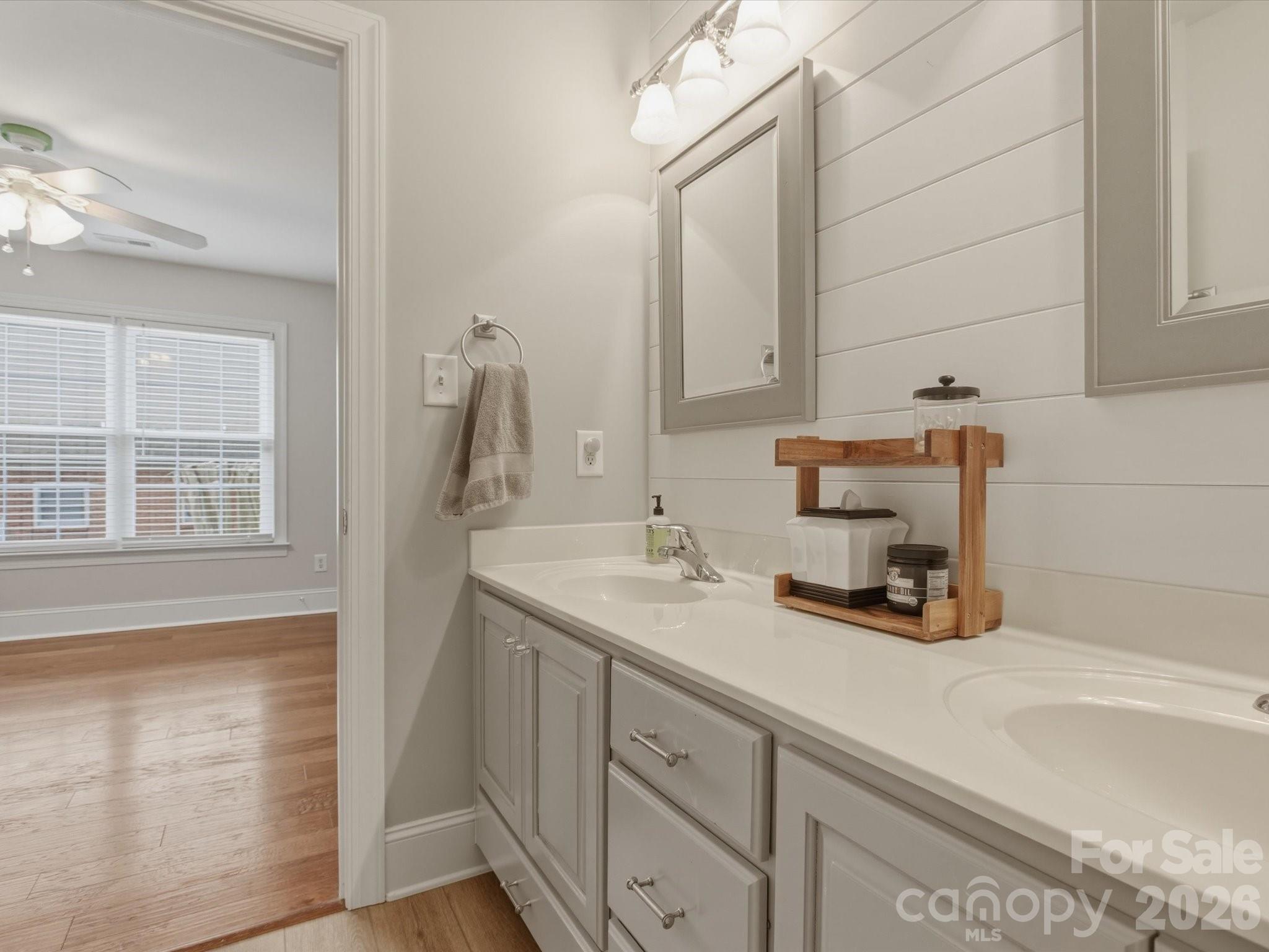 2289 Woodridge Drive