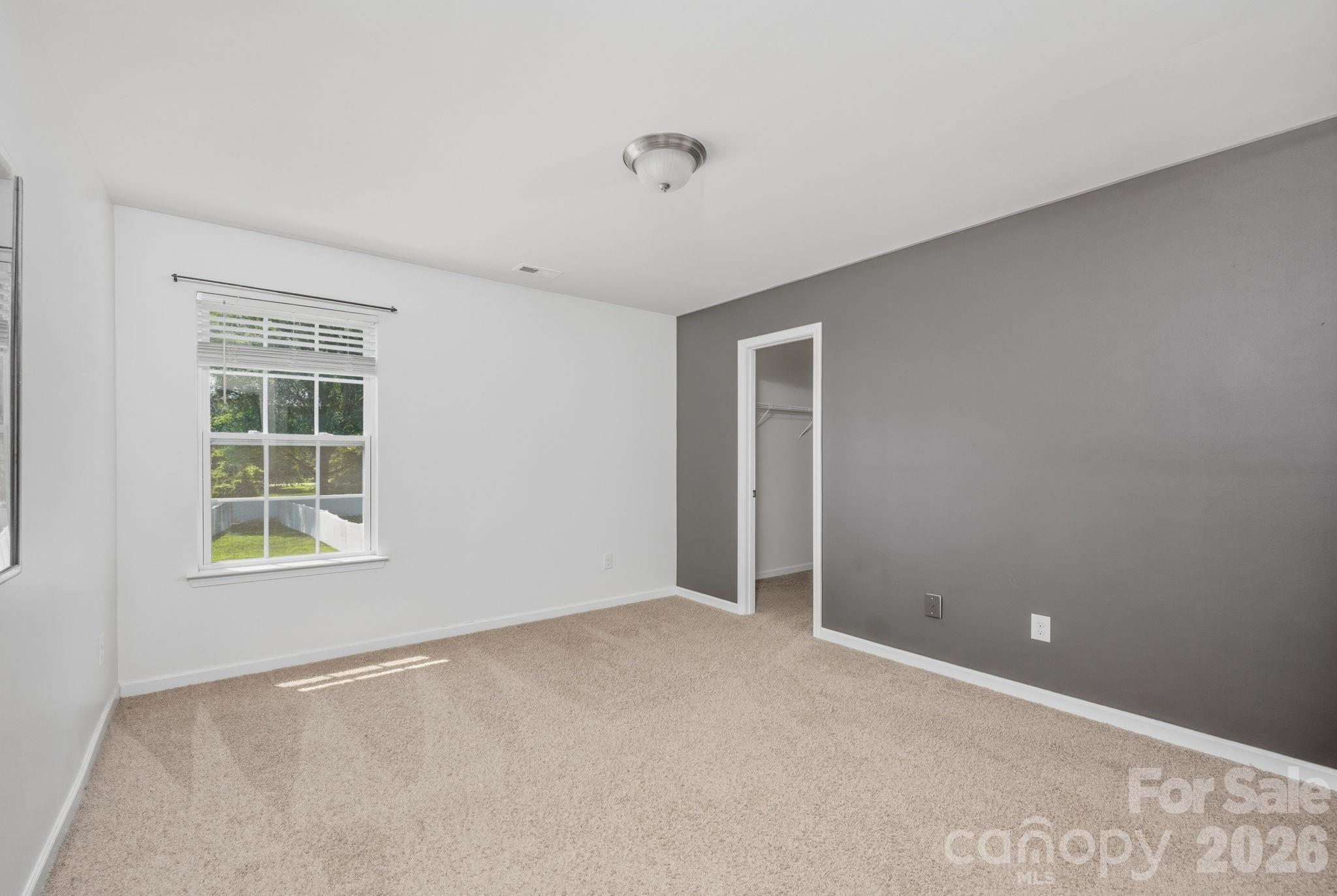 116 Kingsway Drive