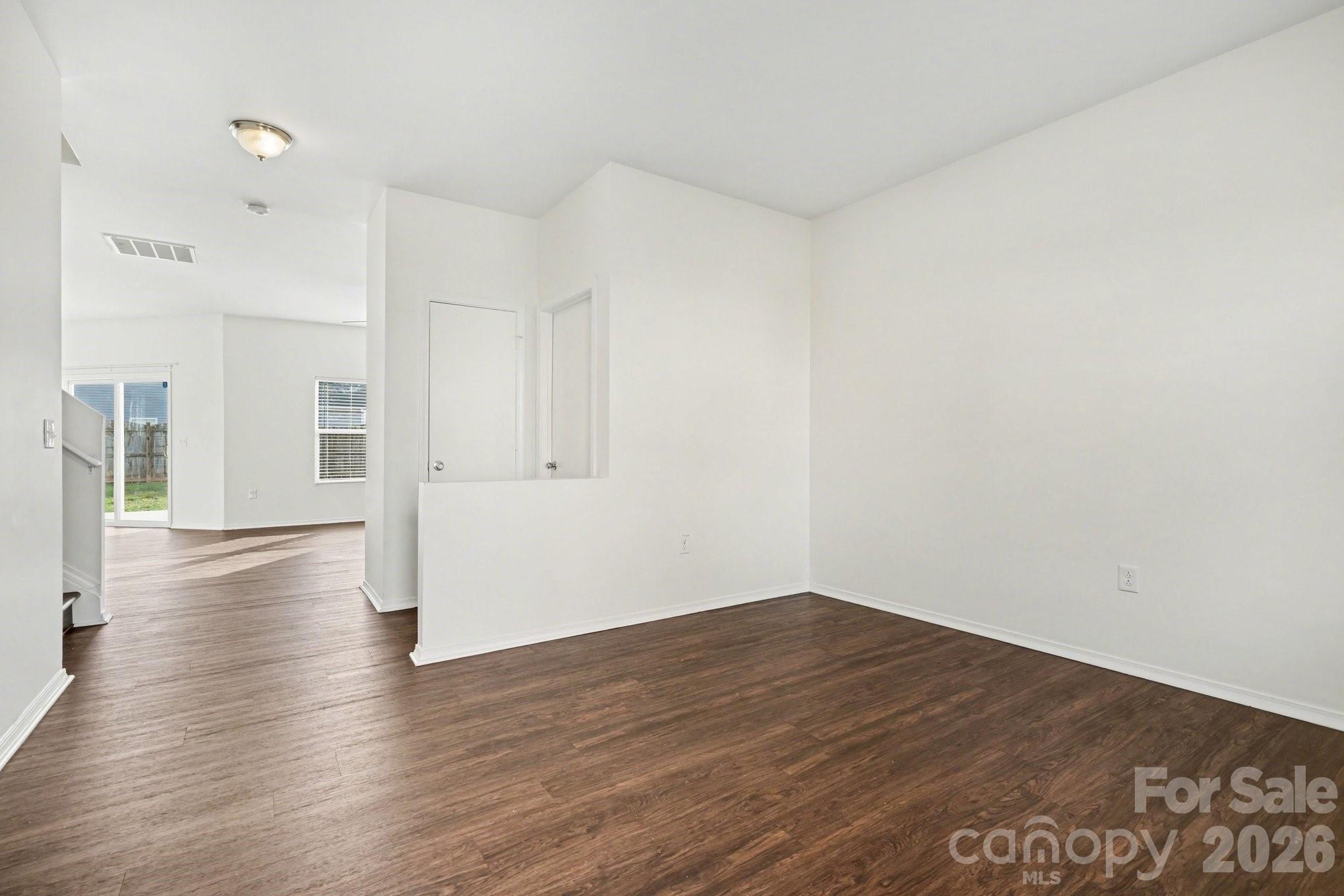 4400 Kiddle Lane