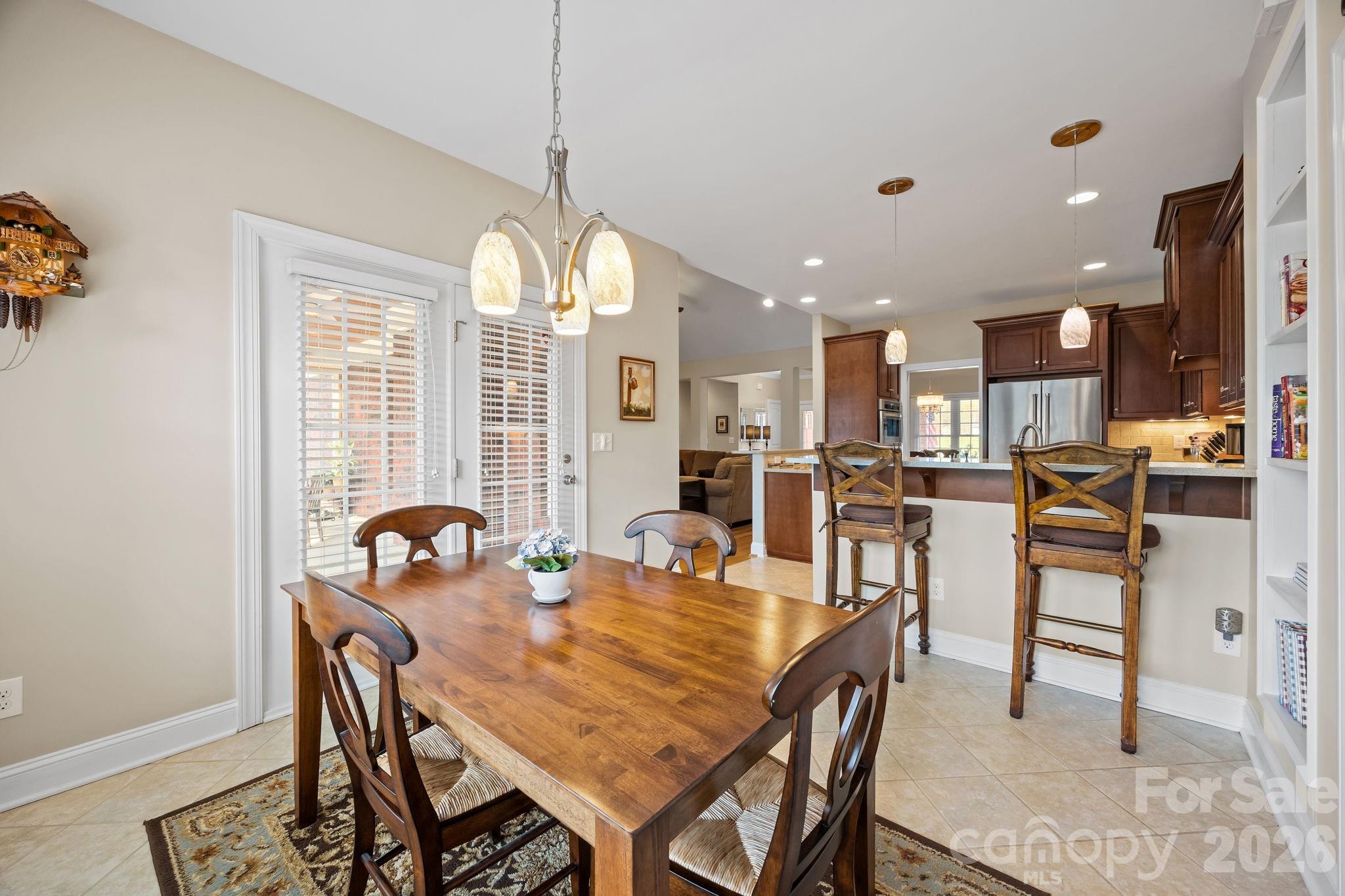 419 Old Dutch Road W