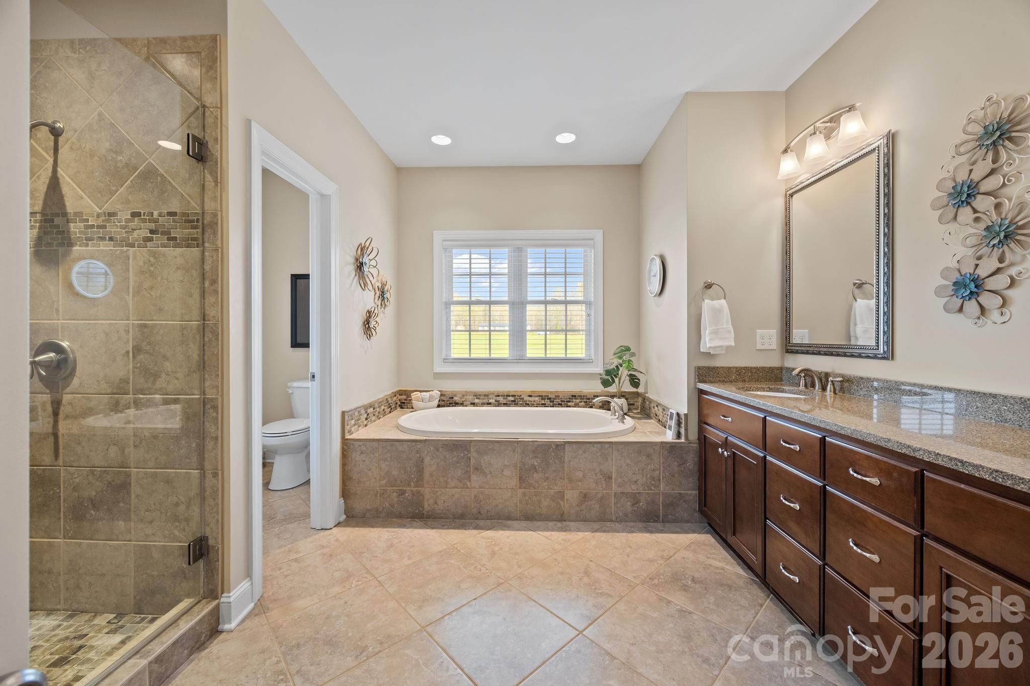 419 Old Dutch Road W