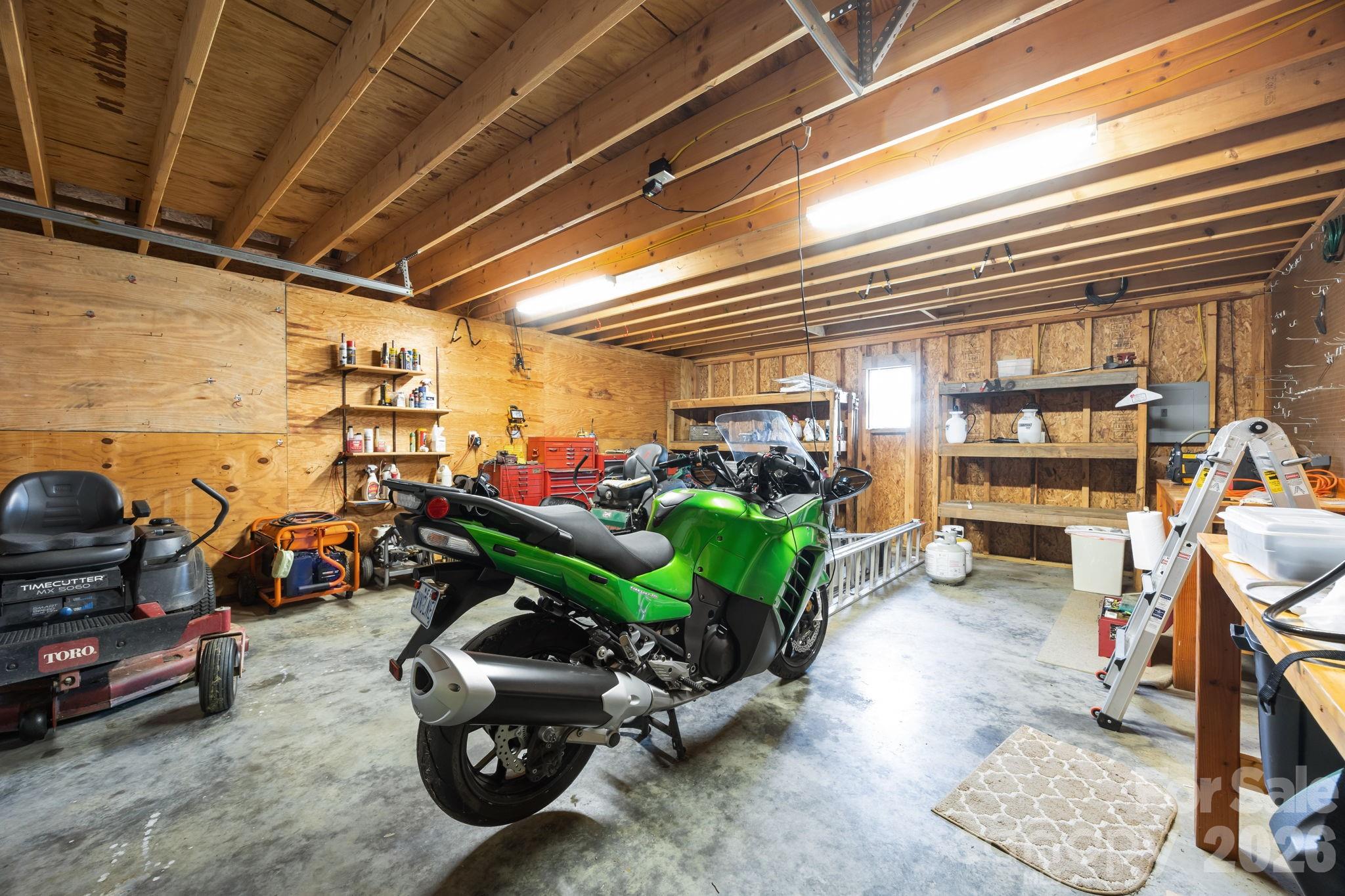 419 Old Dutch Road W