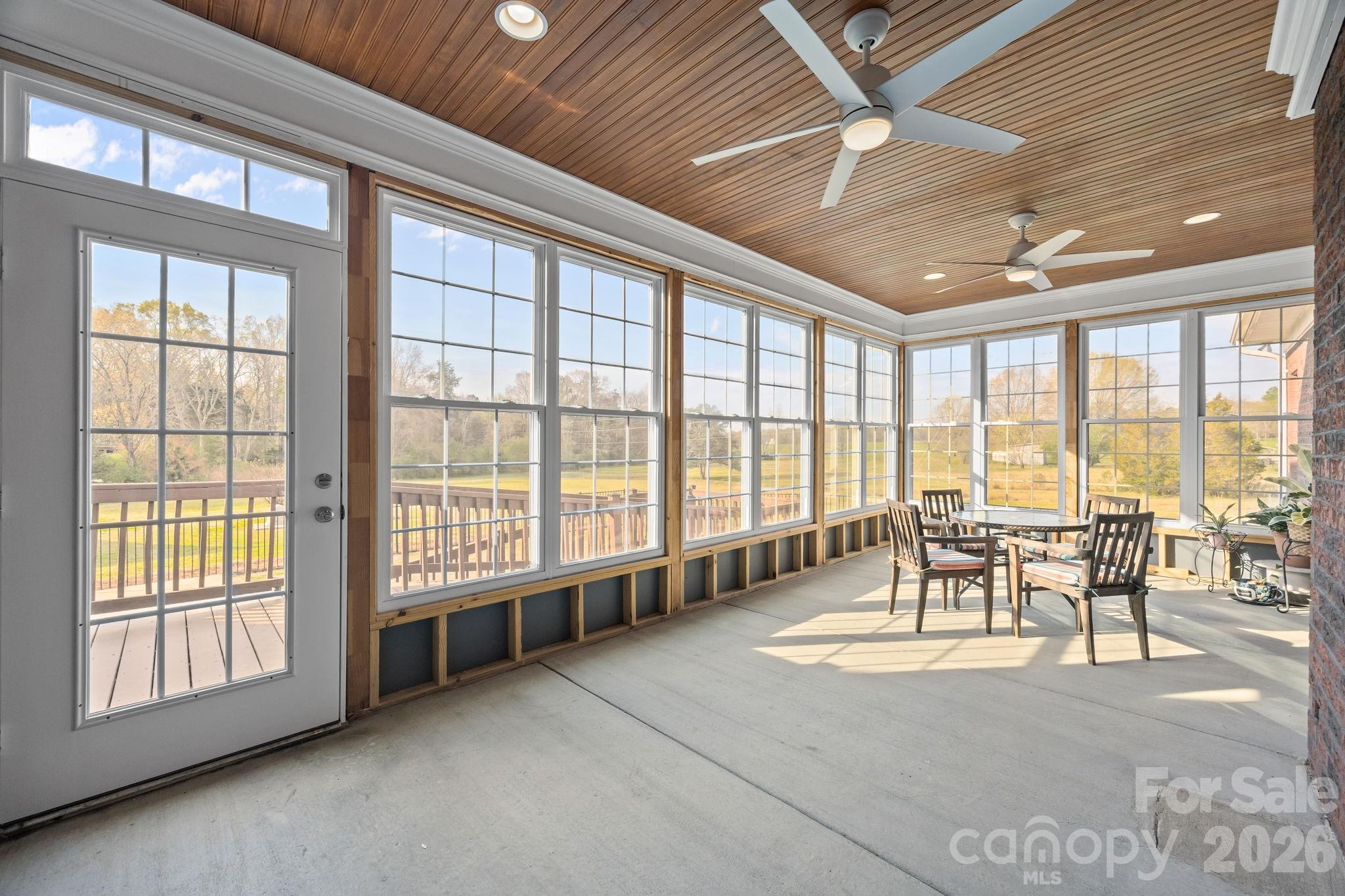 419 Old Dutch Road W