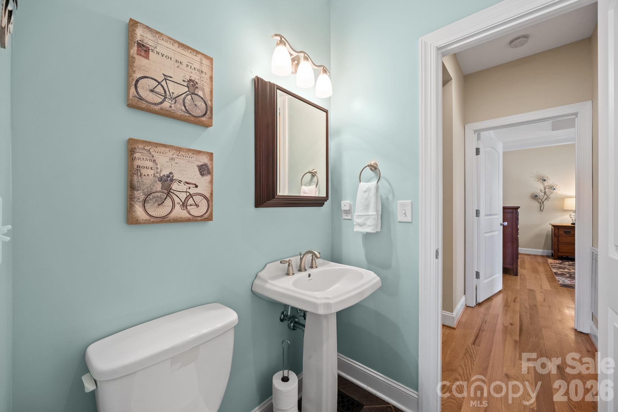 419 Old Dutch Road W