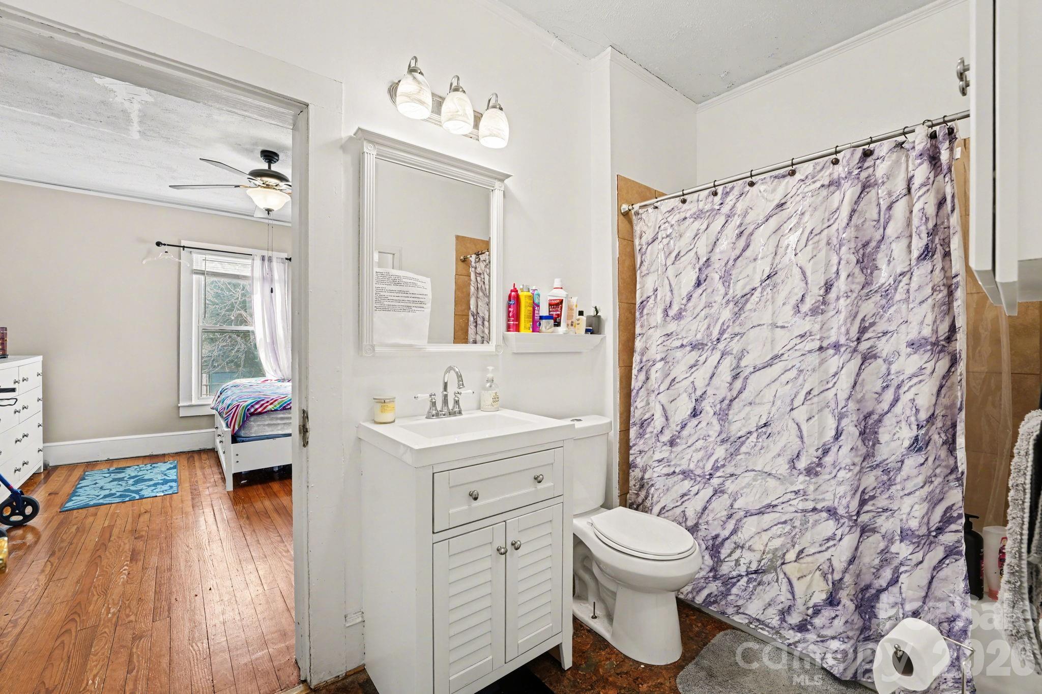 1225 W C Street