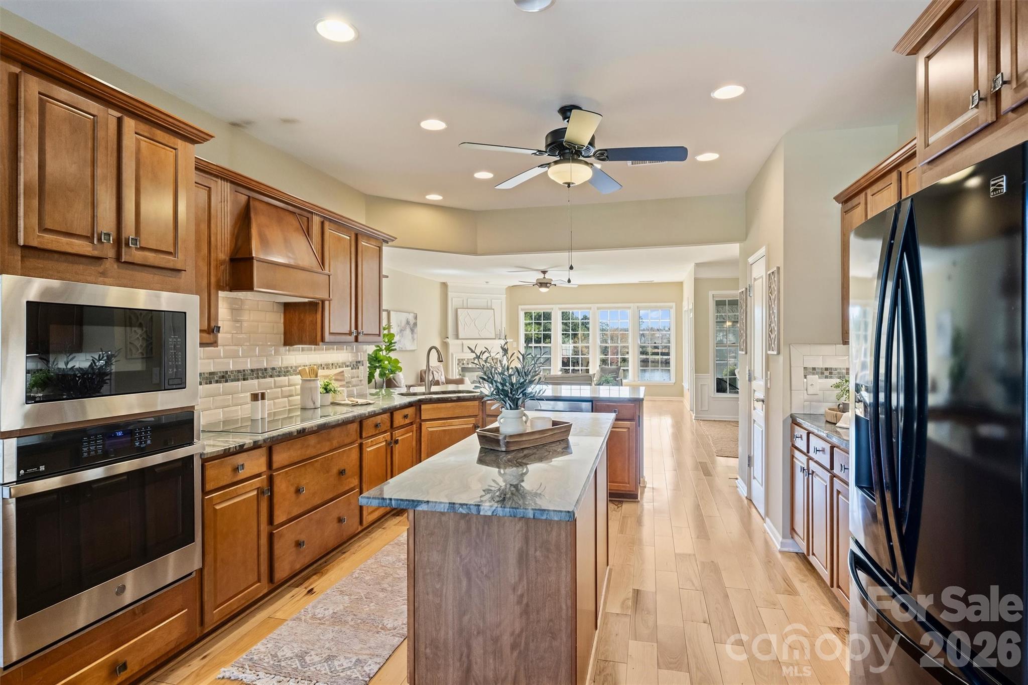 41253 CALLA LILY Street