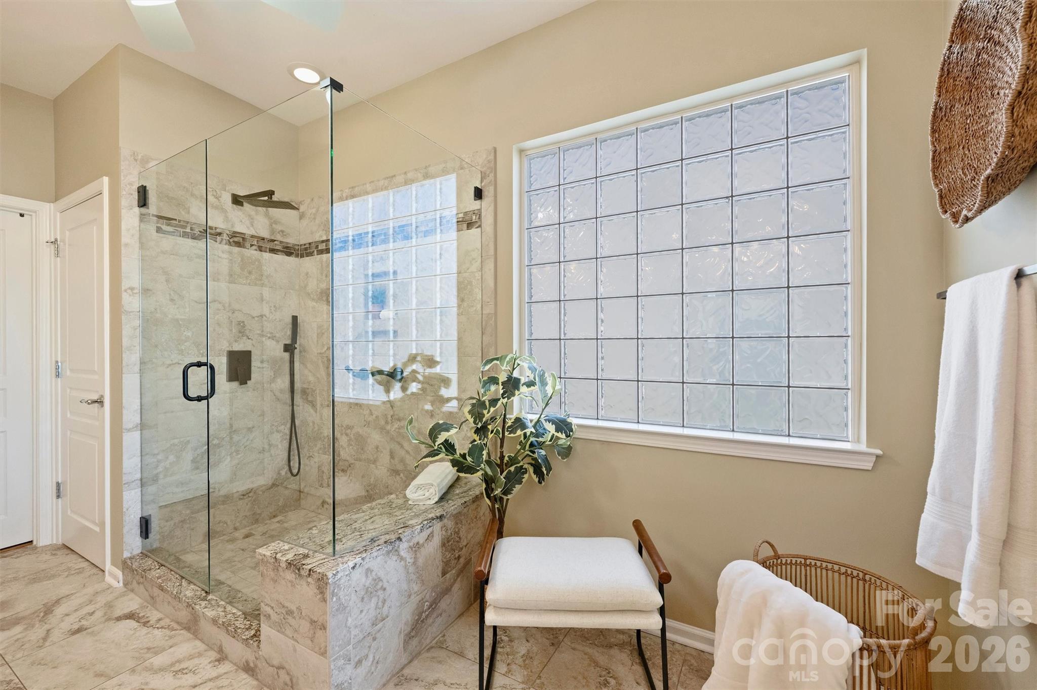 41253 CALLA LILY Street