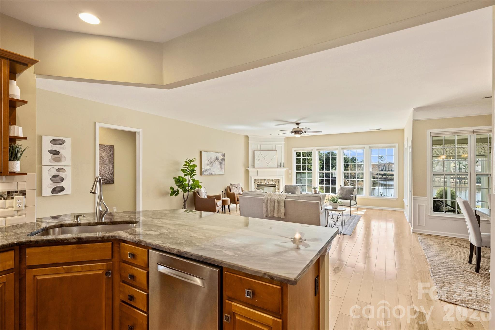 41253 CALLA LILY Street