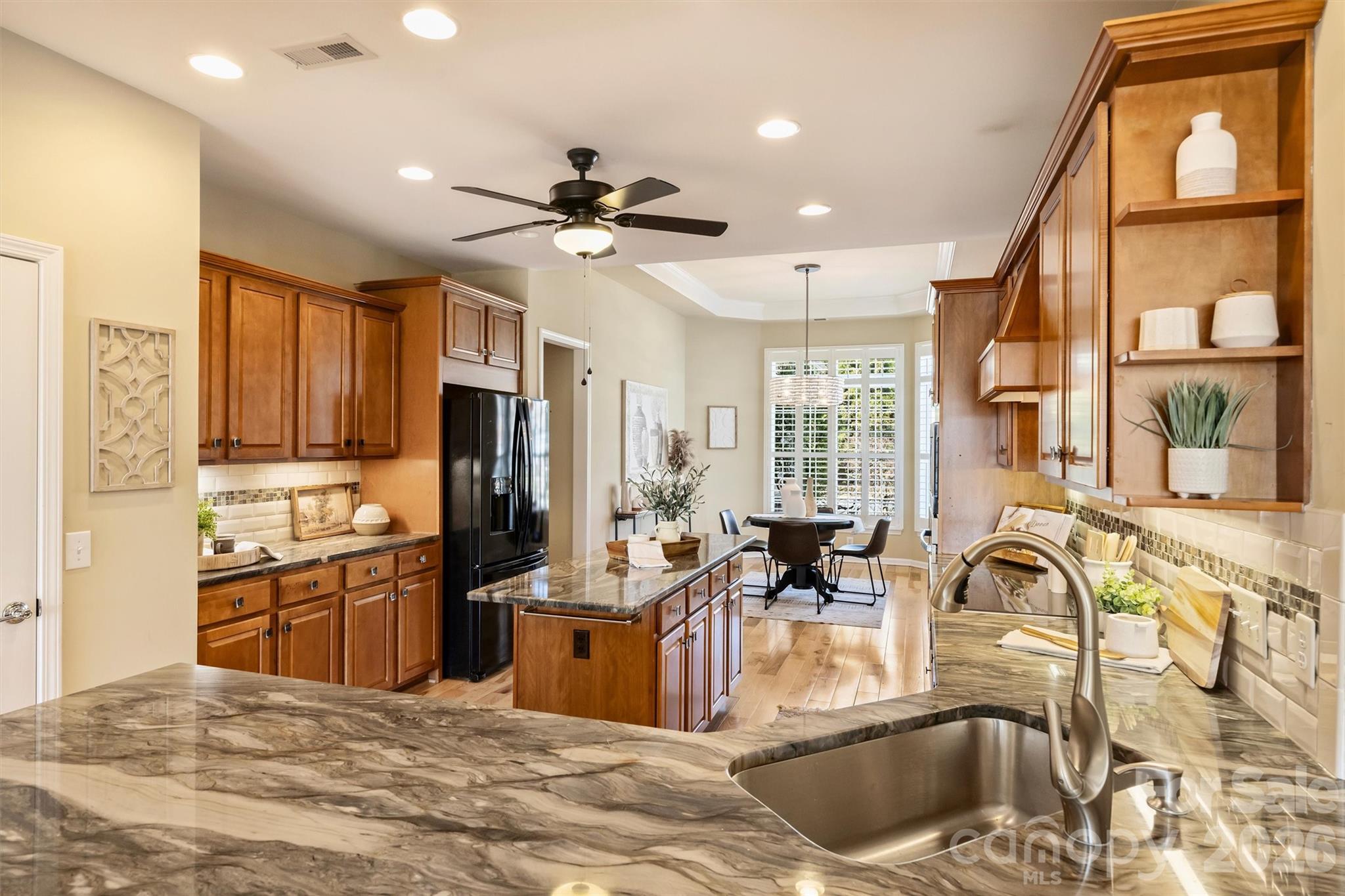 41253 CALLA LILY Street