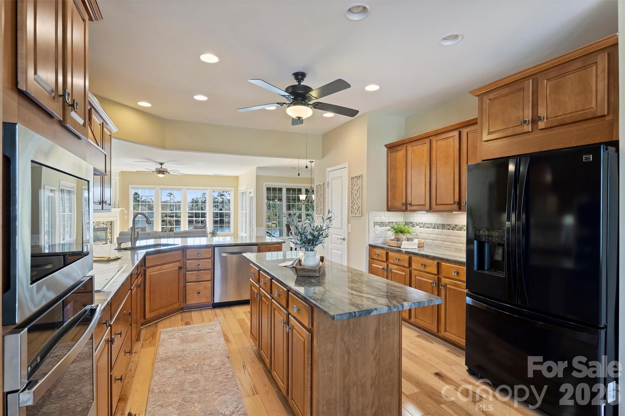 41253 CALLA LILY Street