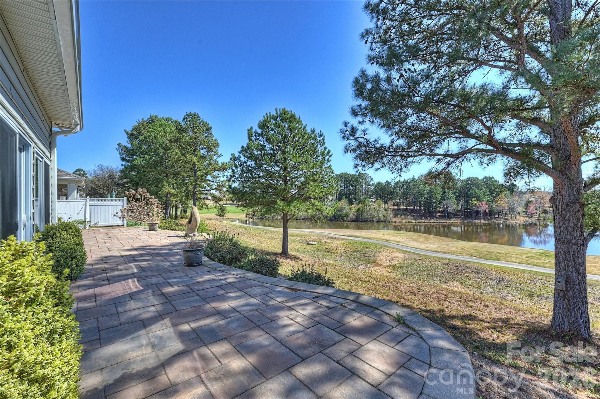 41253 CALLA LILY Street