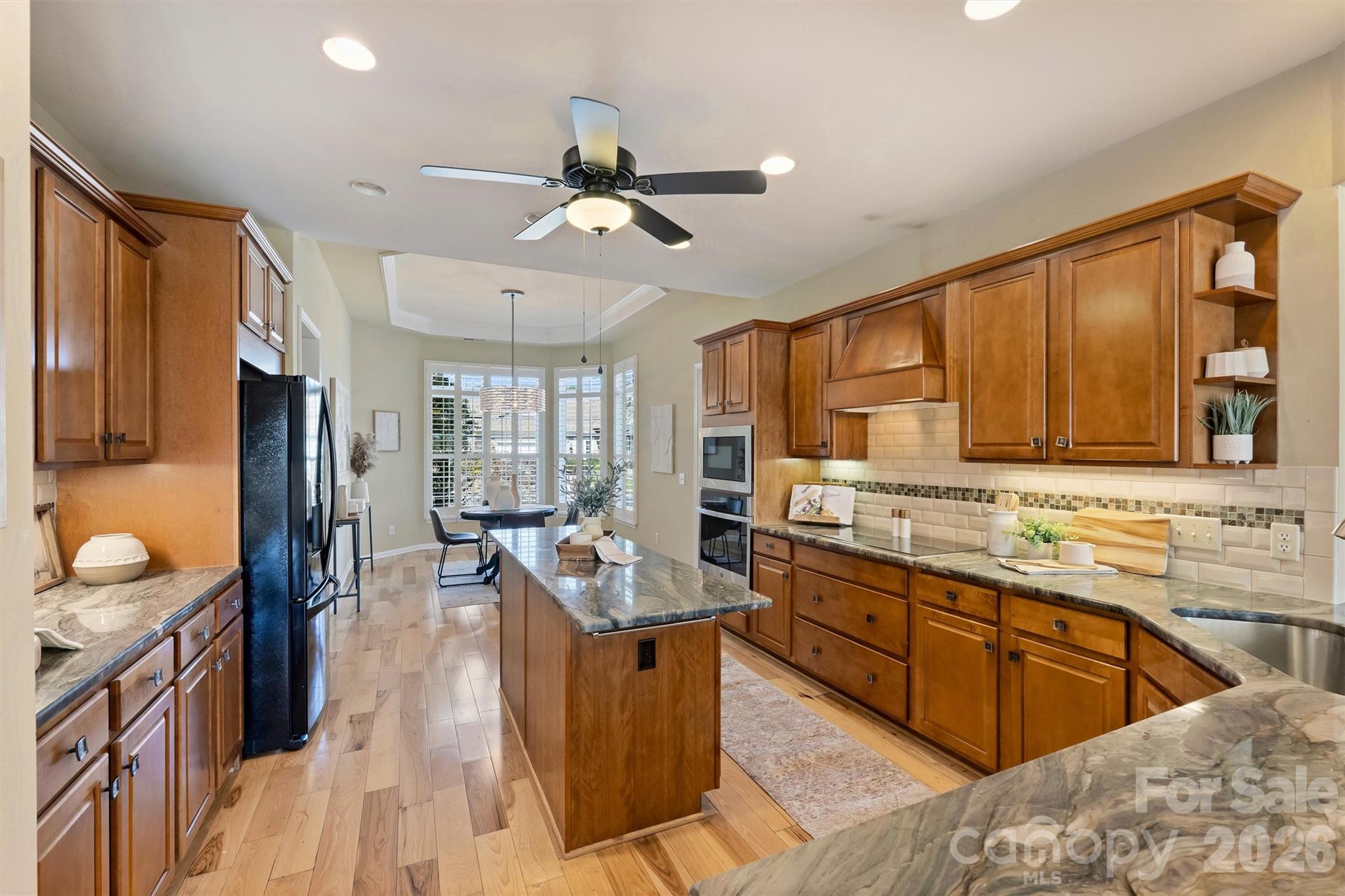 41253 CALLA LILY Street