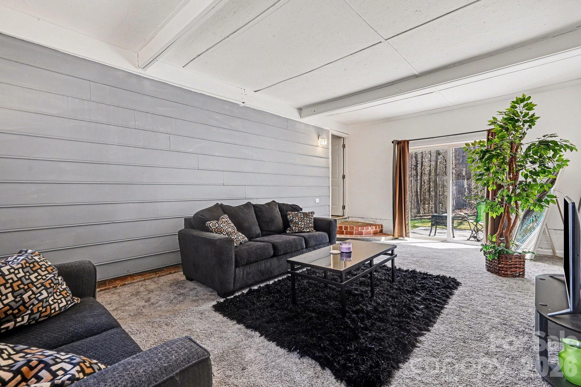 4203 Sunflower Court