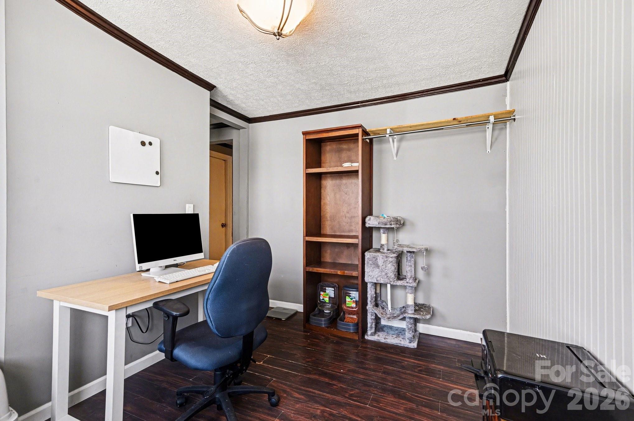 4203 Sunflower Court