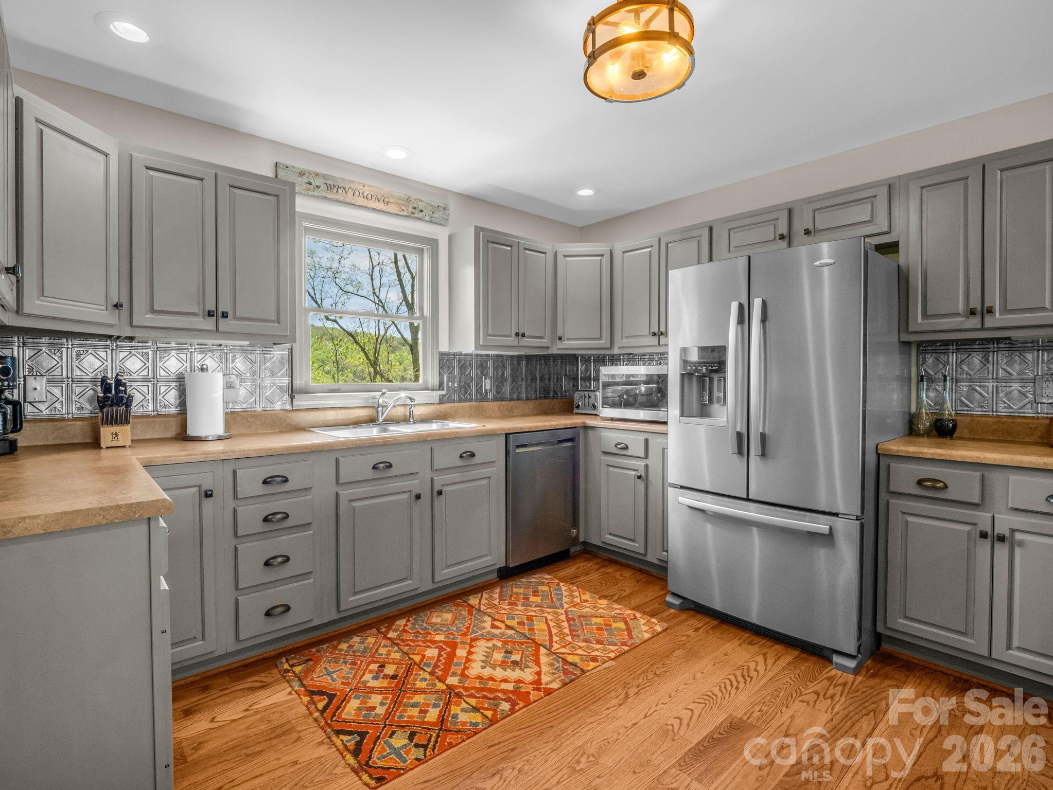 200 Granite Bridge Court