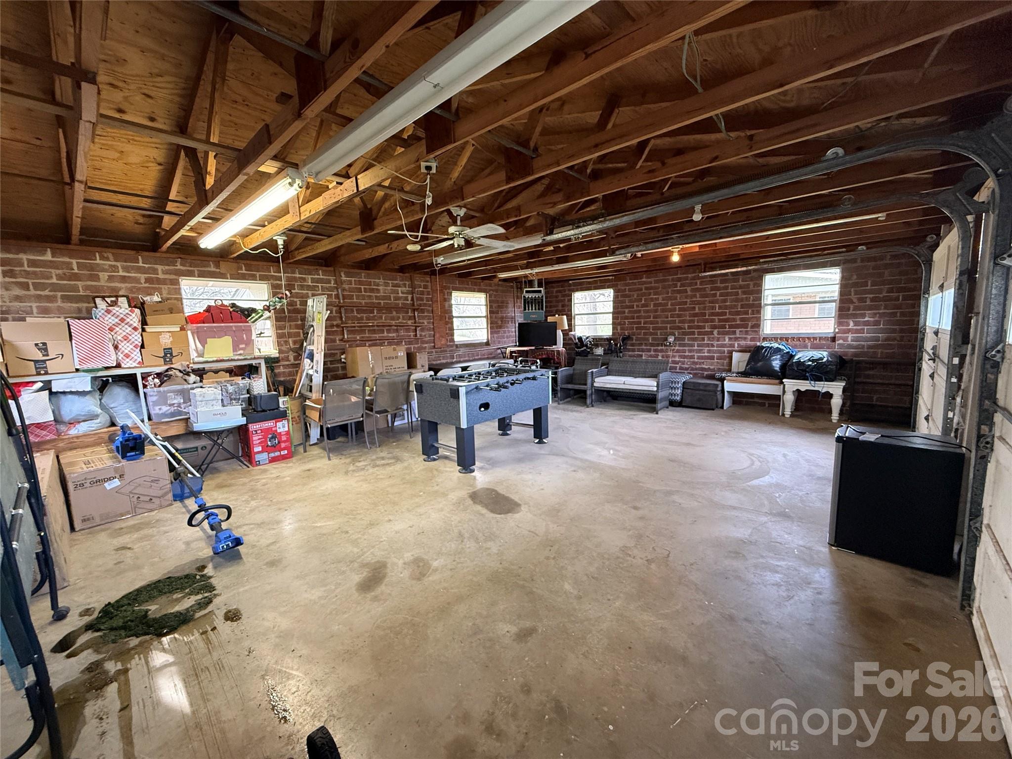 1435 Freeman Avenue