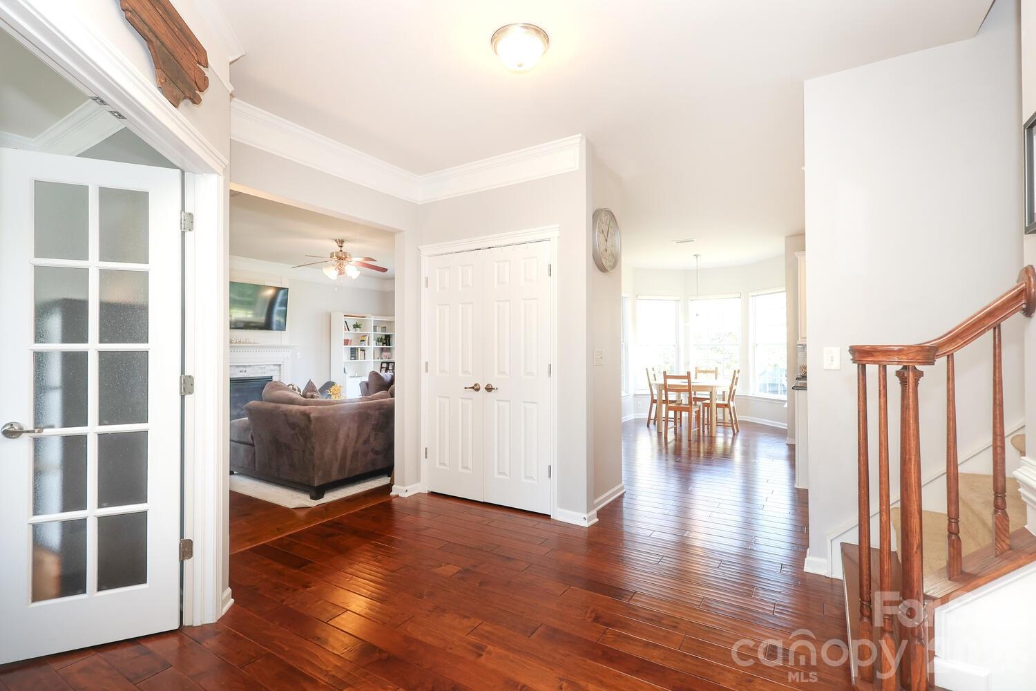 6120 Breckfield Court