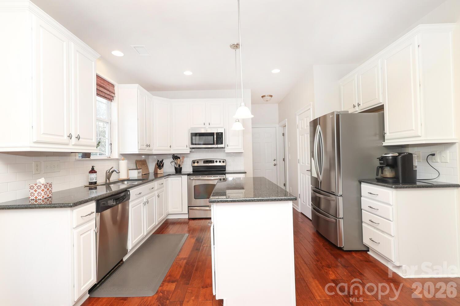 6120 Breckfield Court