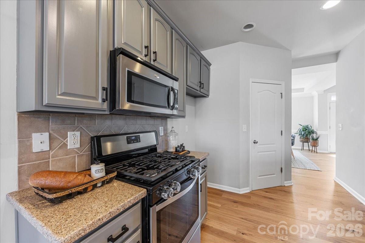 13915 Holly Stream Drive