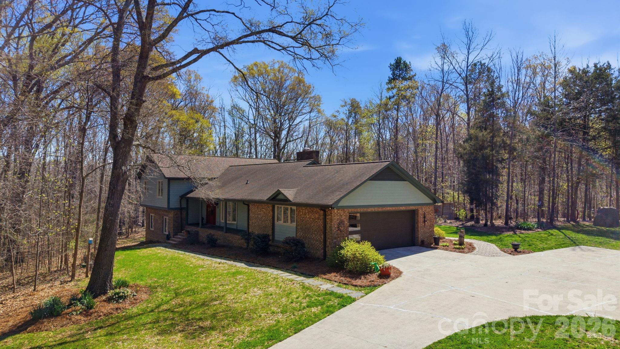 208 Falcon Drive