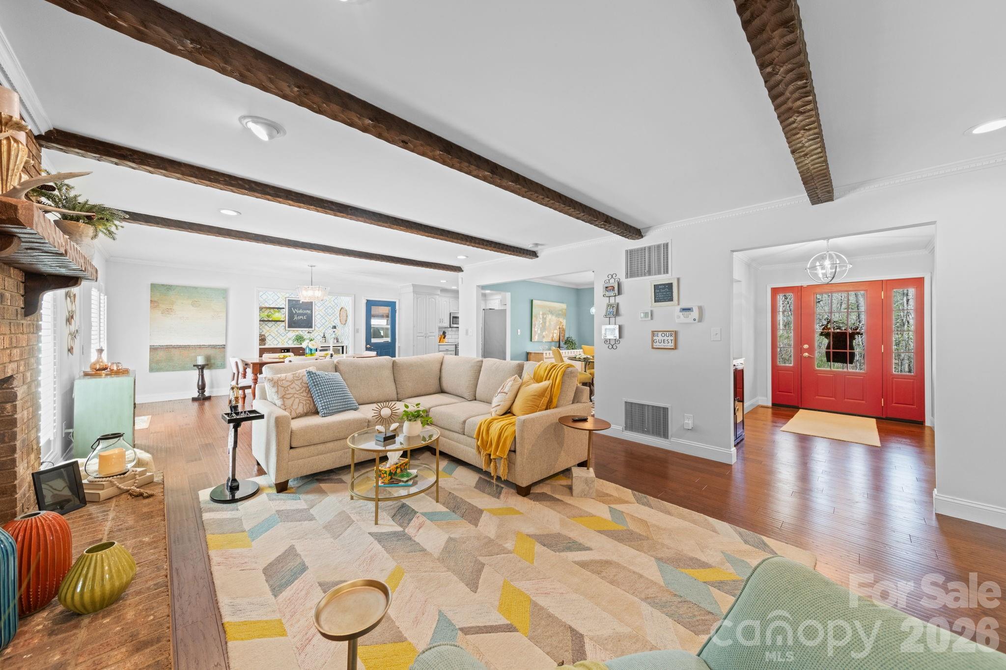 208 Falcon Drive