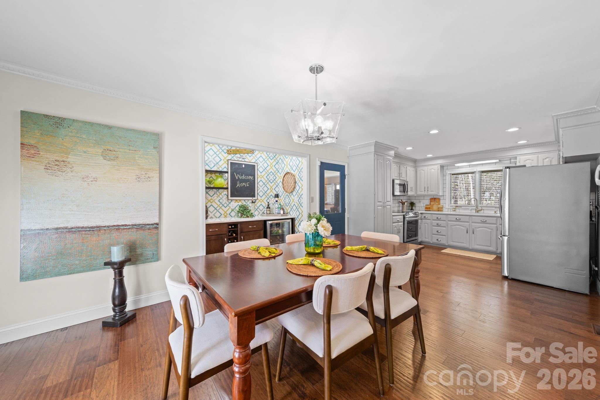 208 Falcon Drive