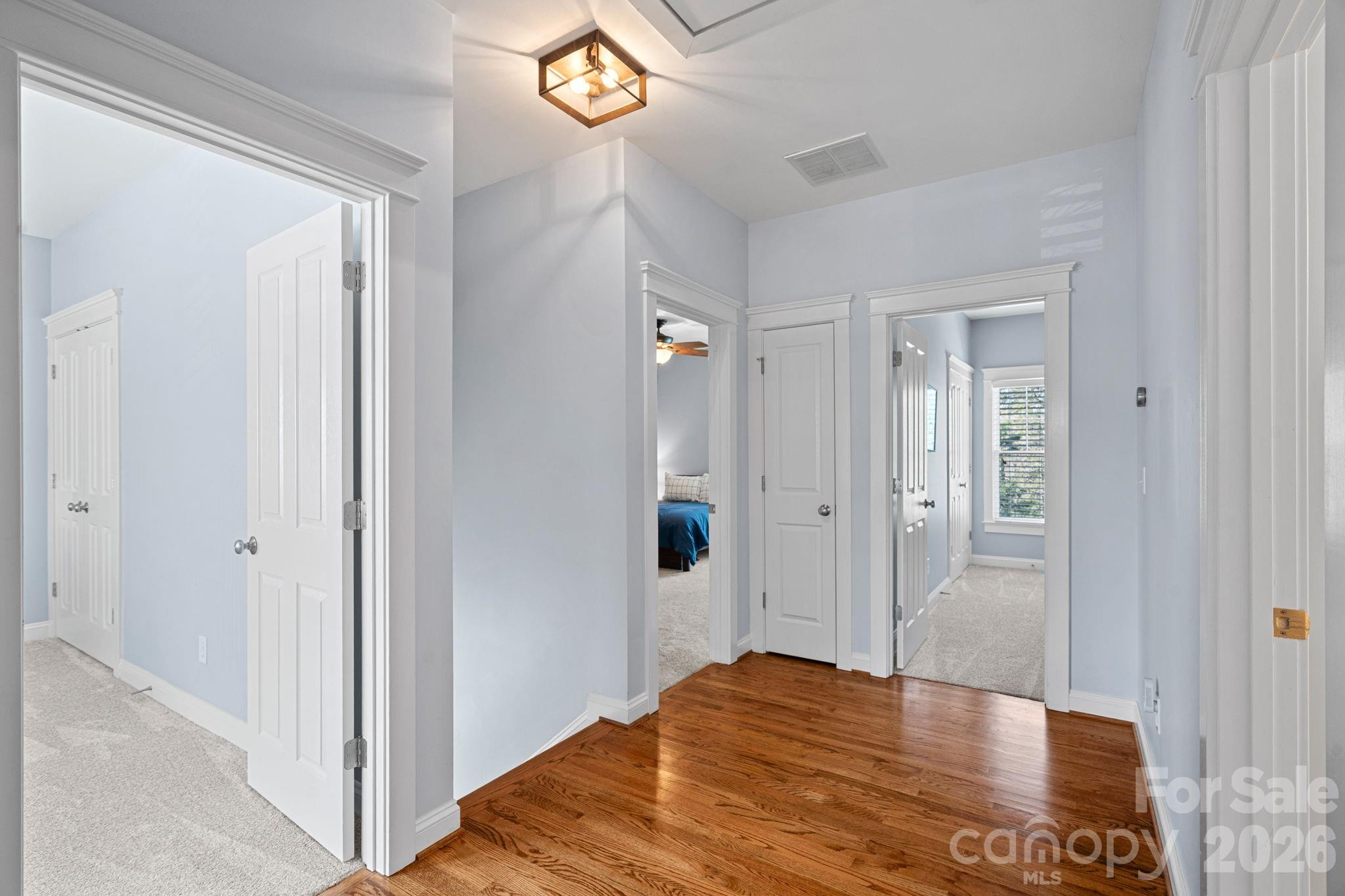 5595 Morris Hunt Drive