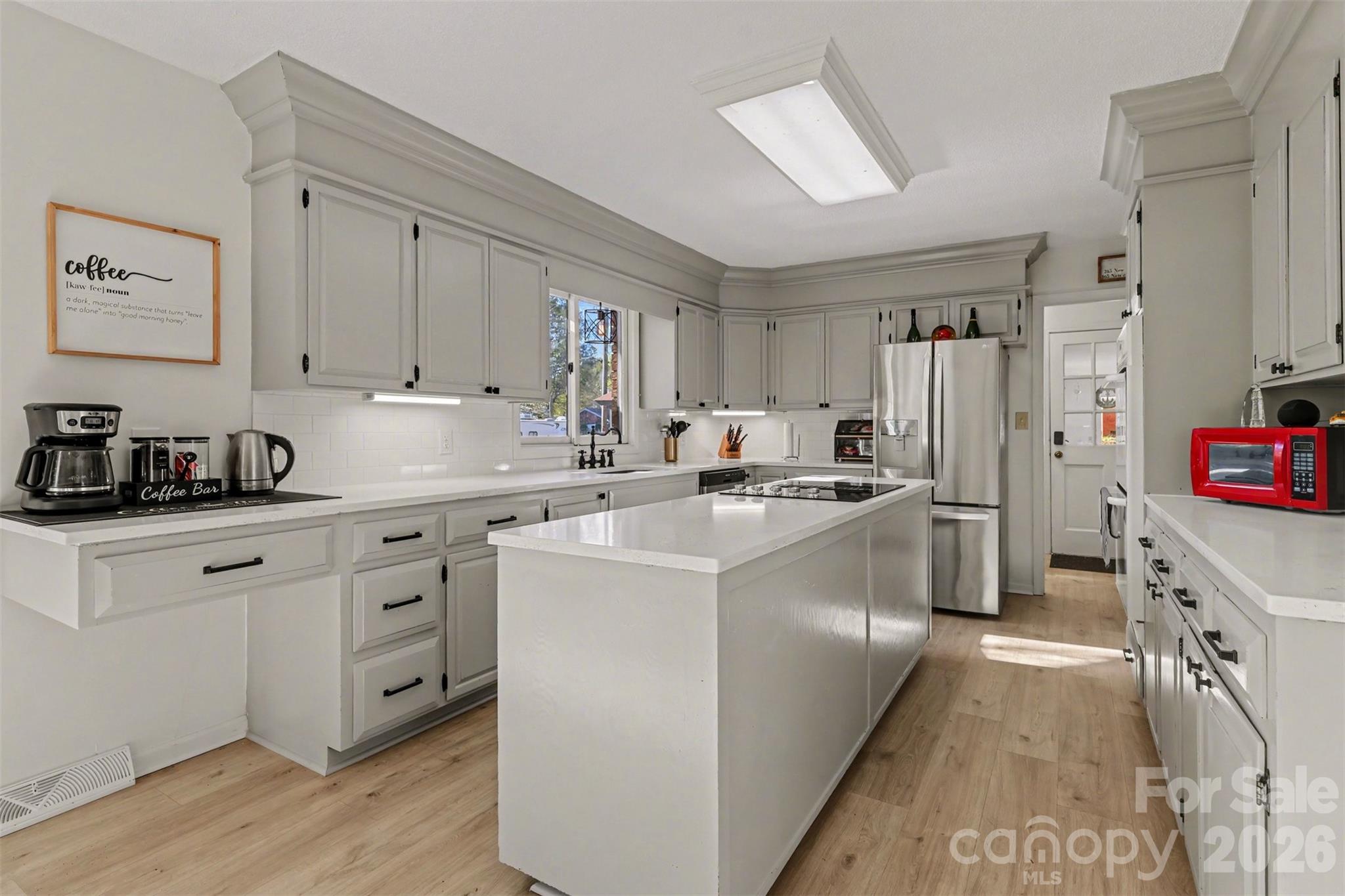 1226 Twin Lakes Road