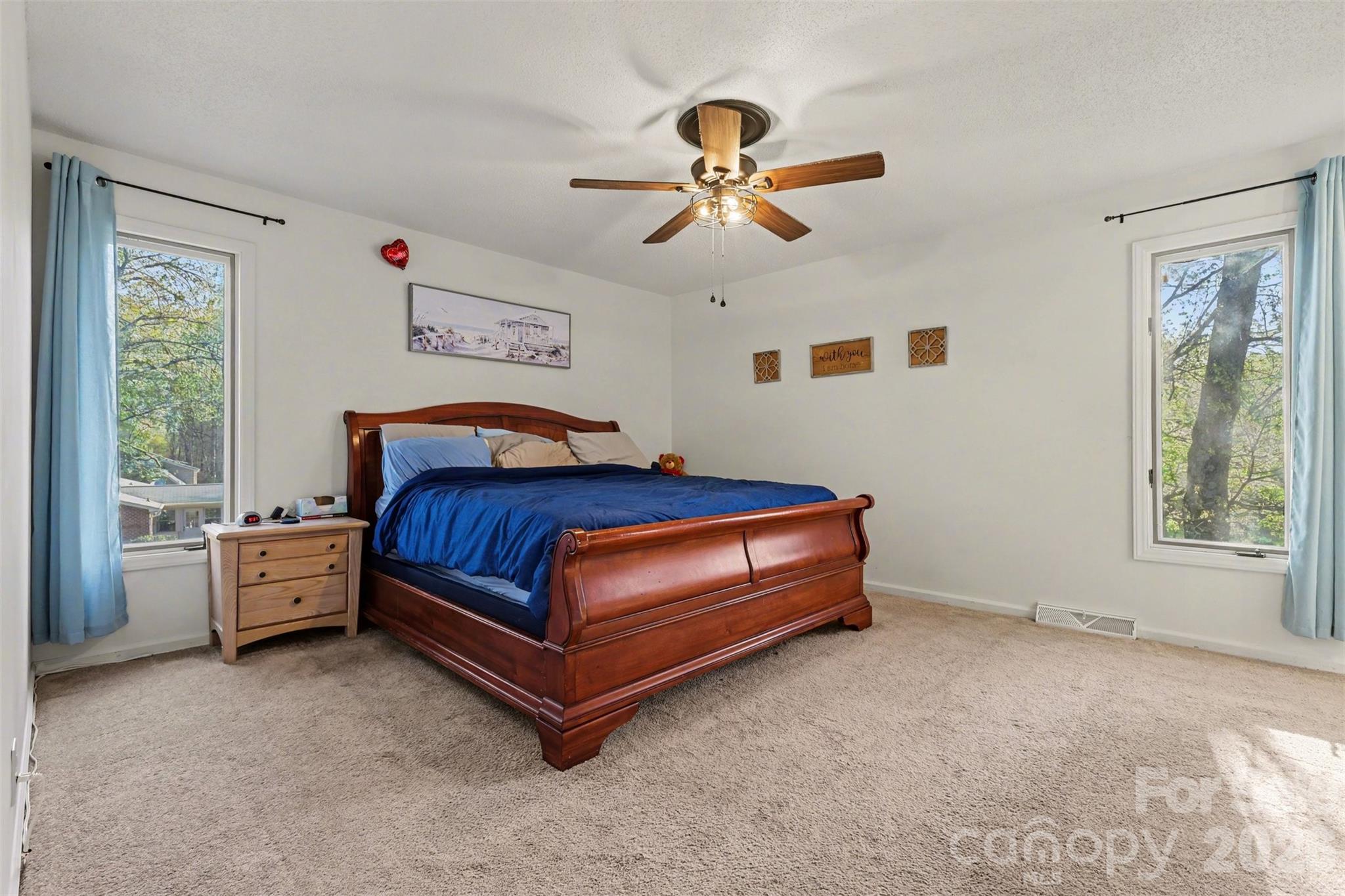 1226 Twin Lakes Road