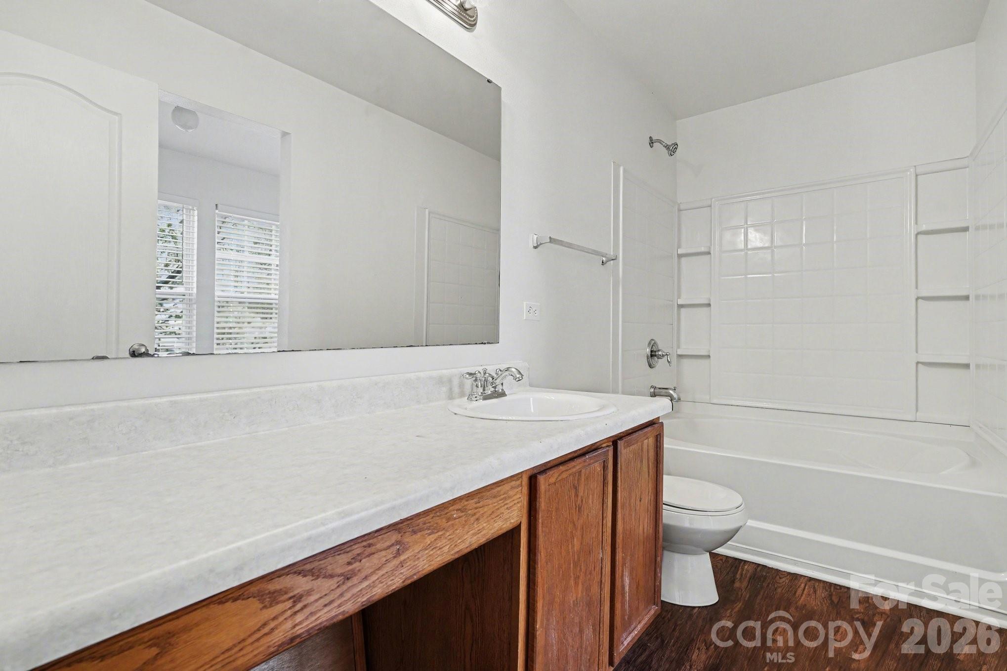 911 Swearngan Ridge Court