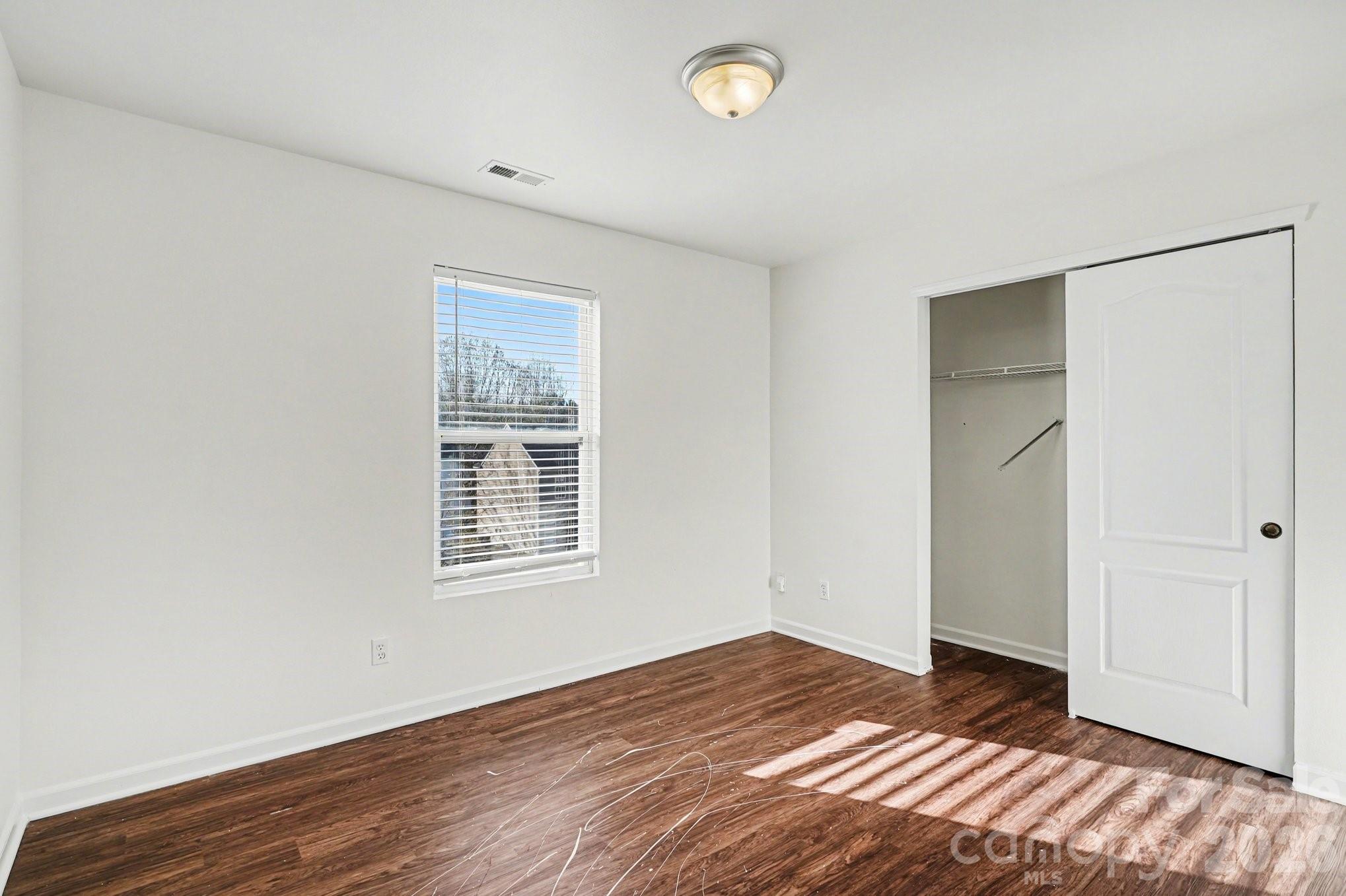 911 Swearngan Ridge Court