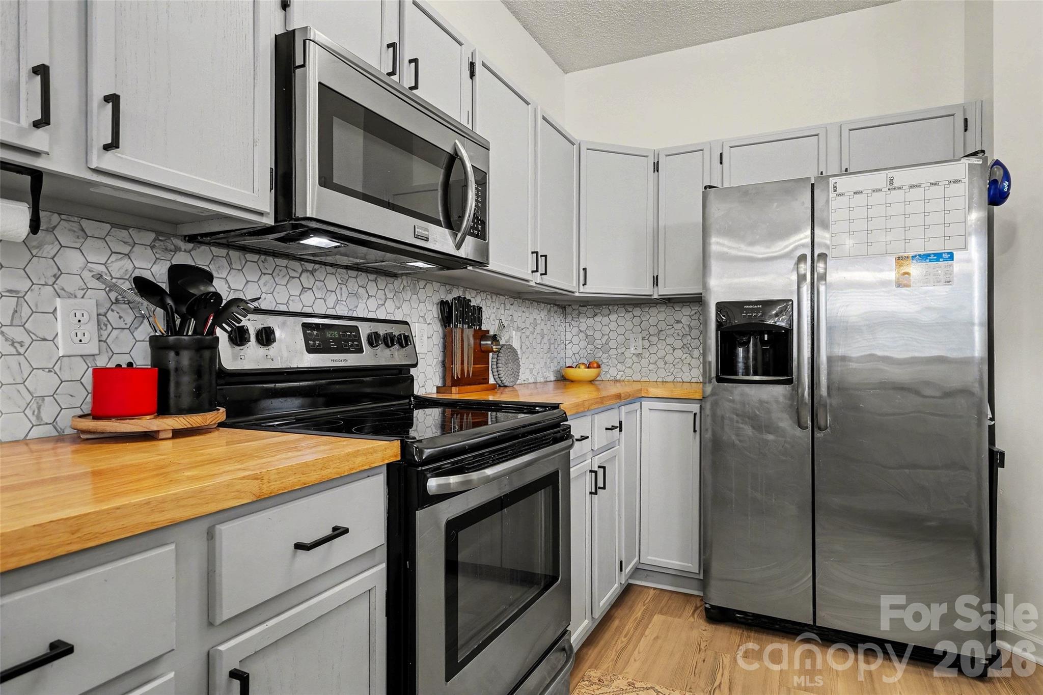4011 Lakota Court