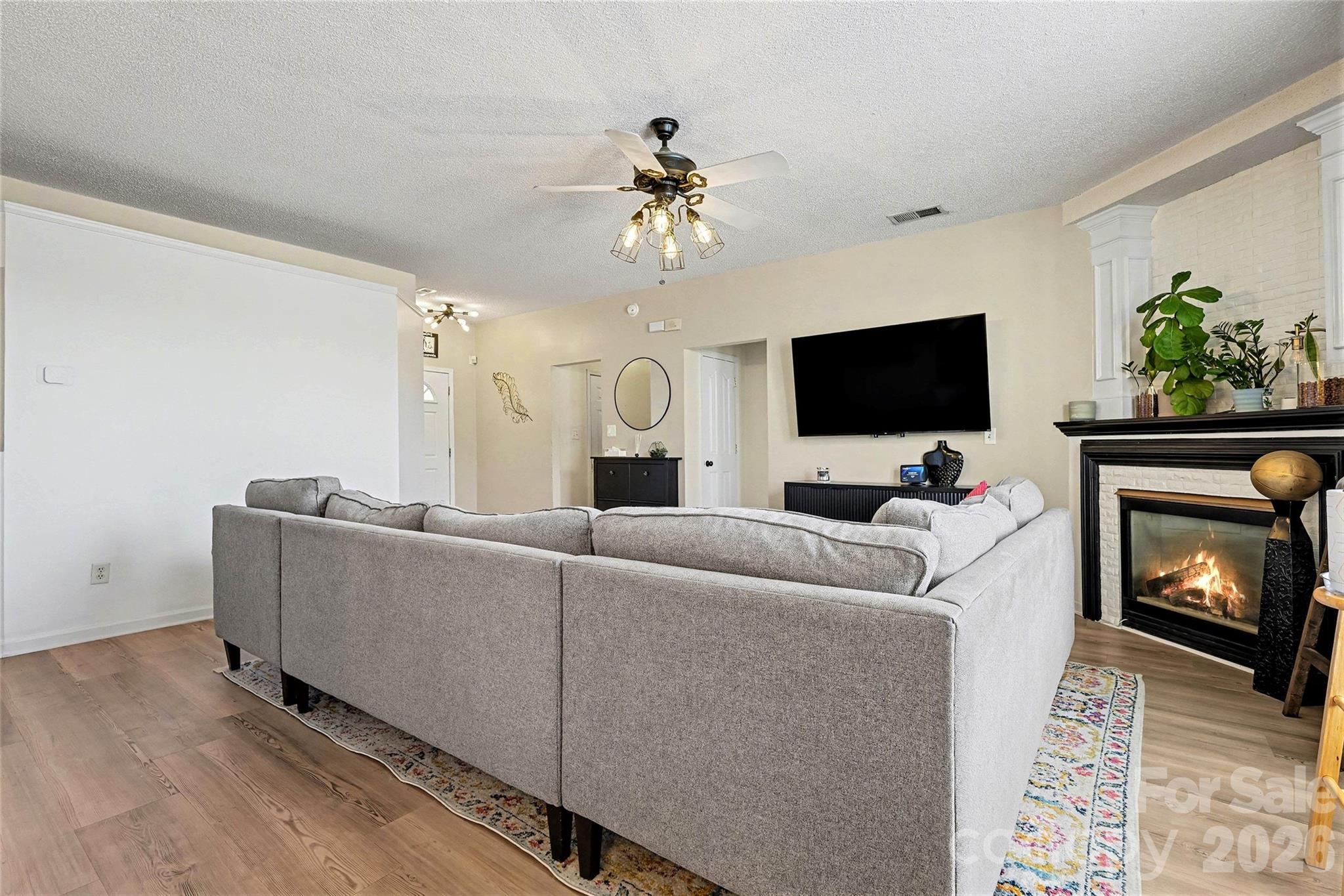 4011 Lakota Court
