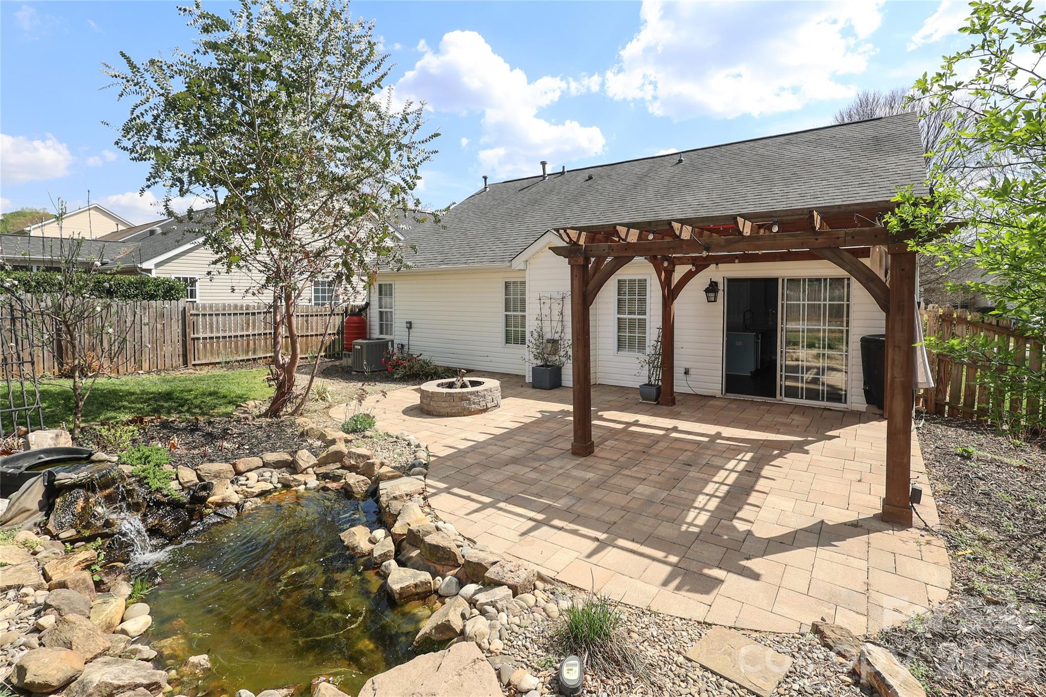 9506 Scotland Hall Court