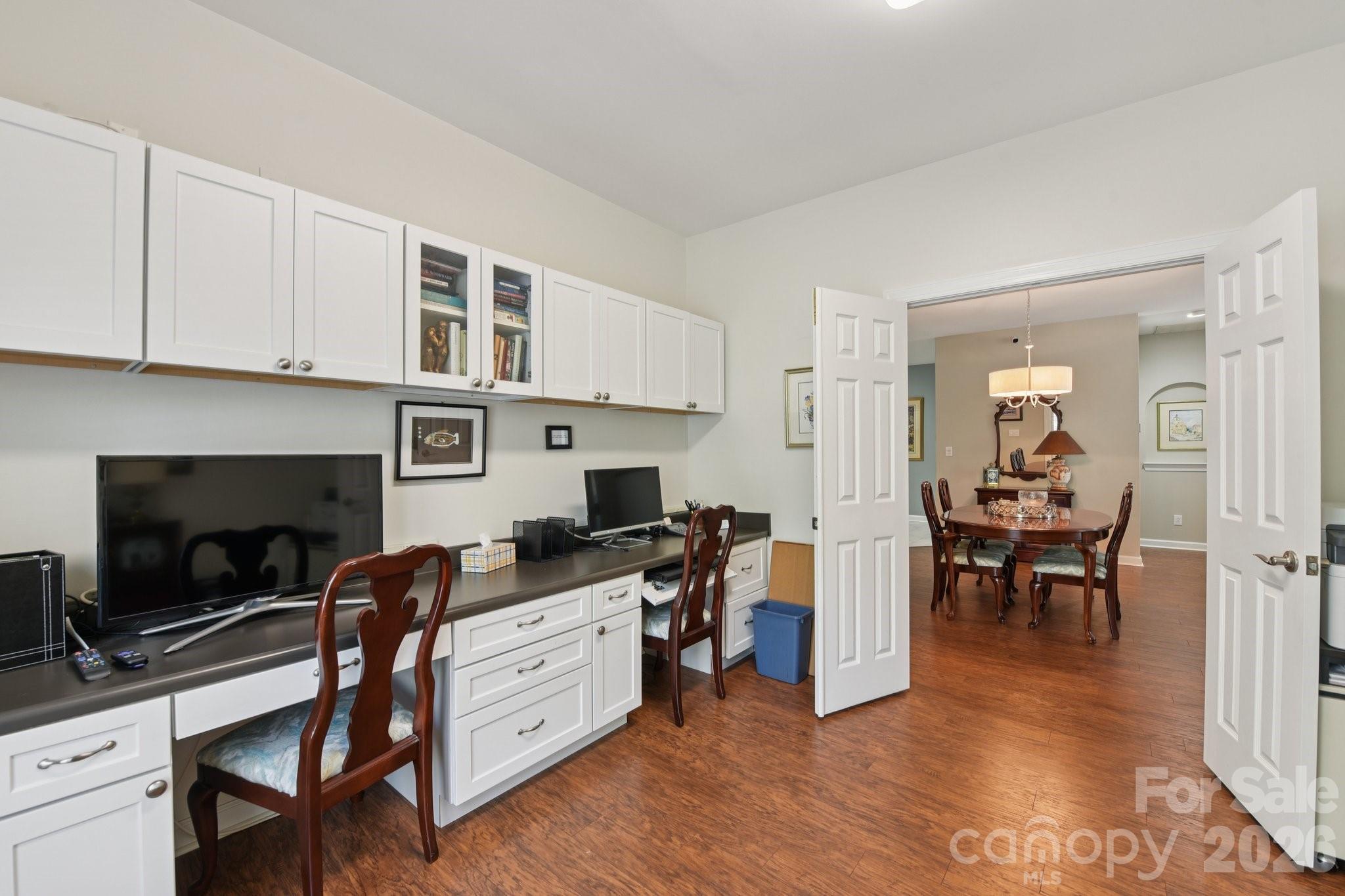 10816 Willow Crossing Drive