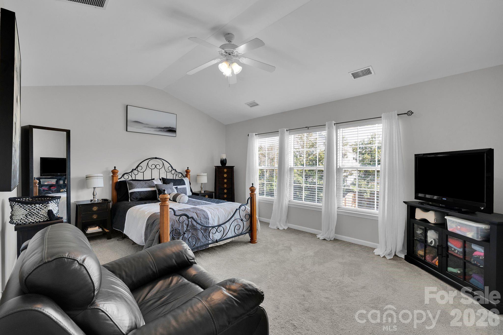 1920 Arbor Vista Drive