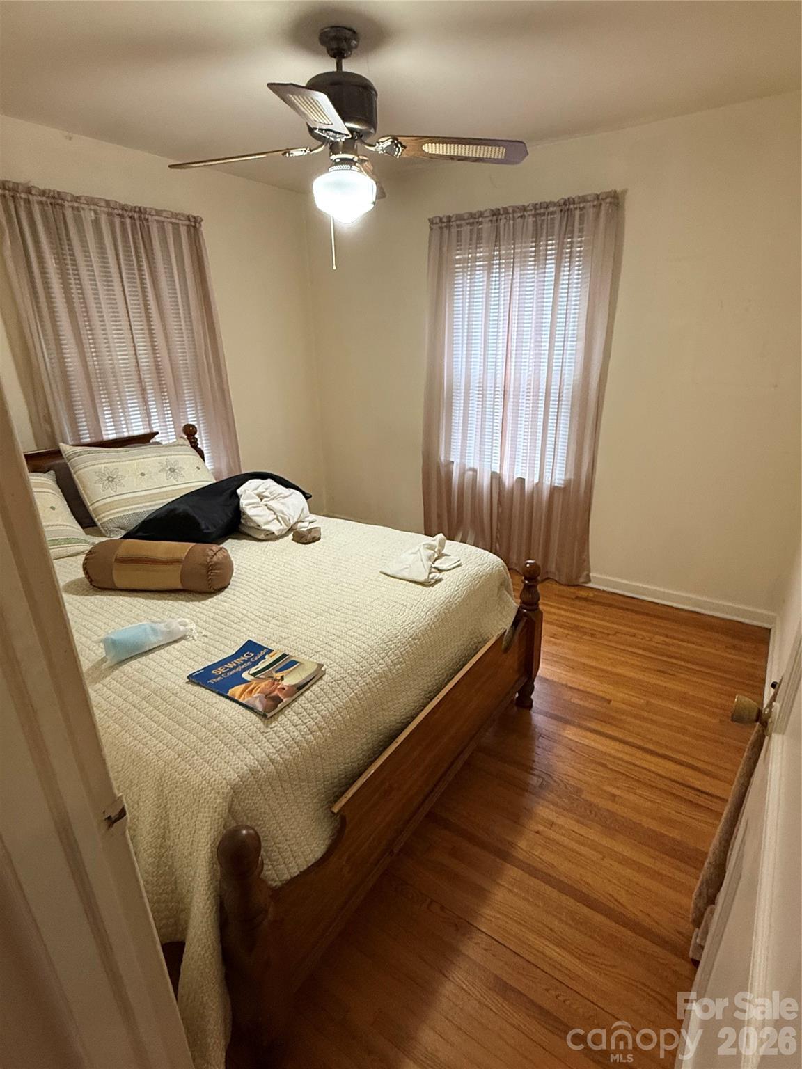 2912 Coronet Way