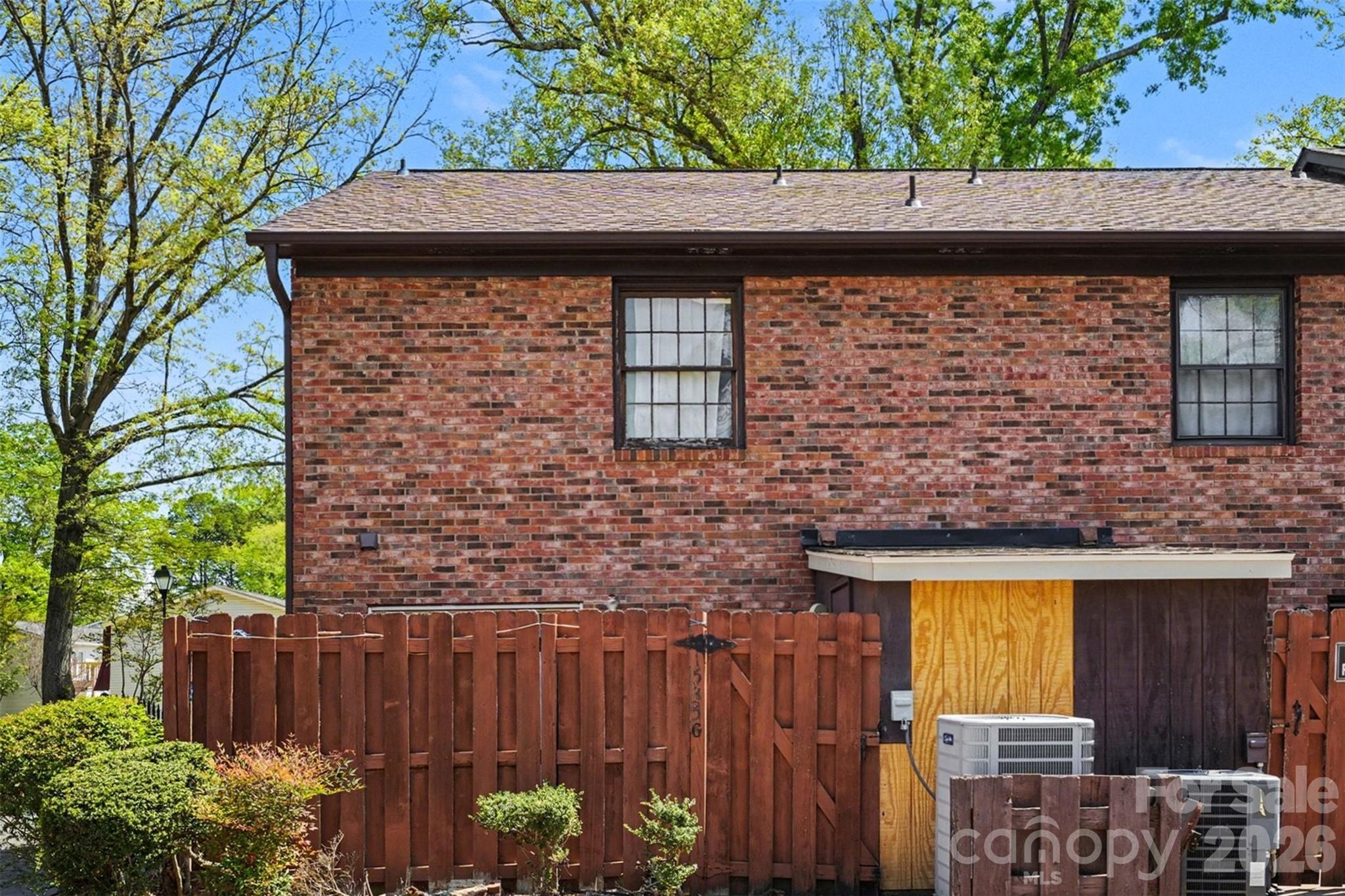 1535 Lansdale Drive Unit: G