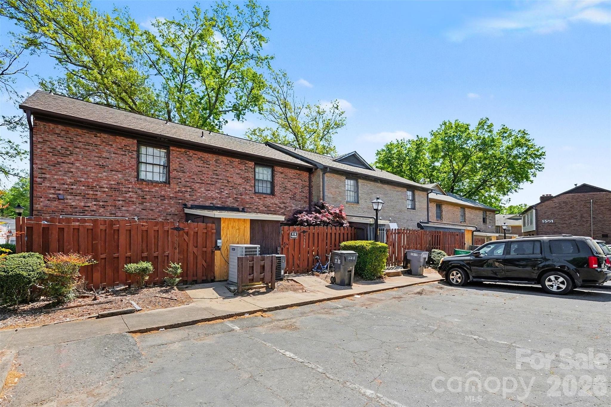 1535 Lansdale Drive Unit: G