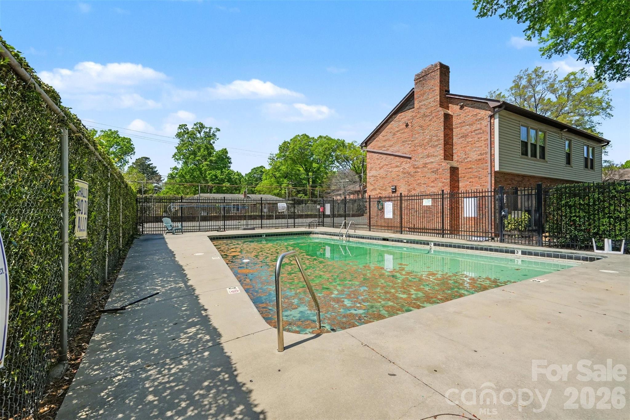 1535 Lansdale Drive Unit: G