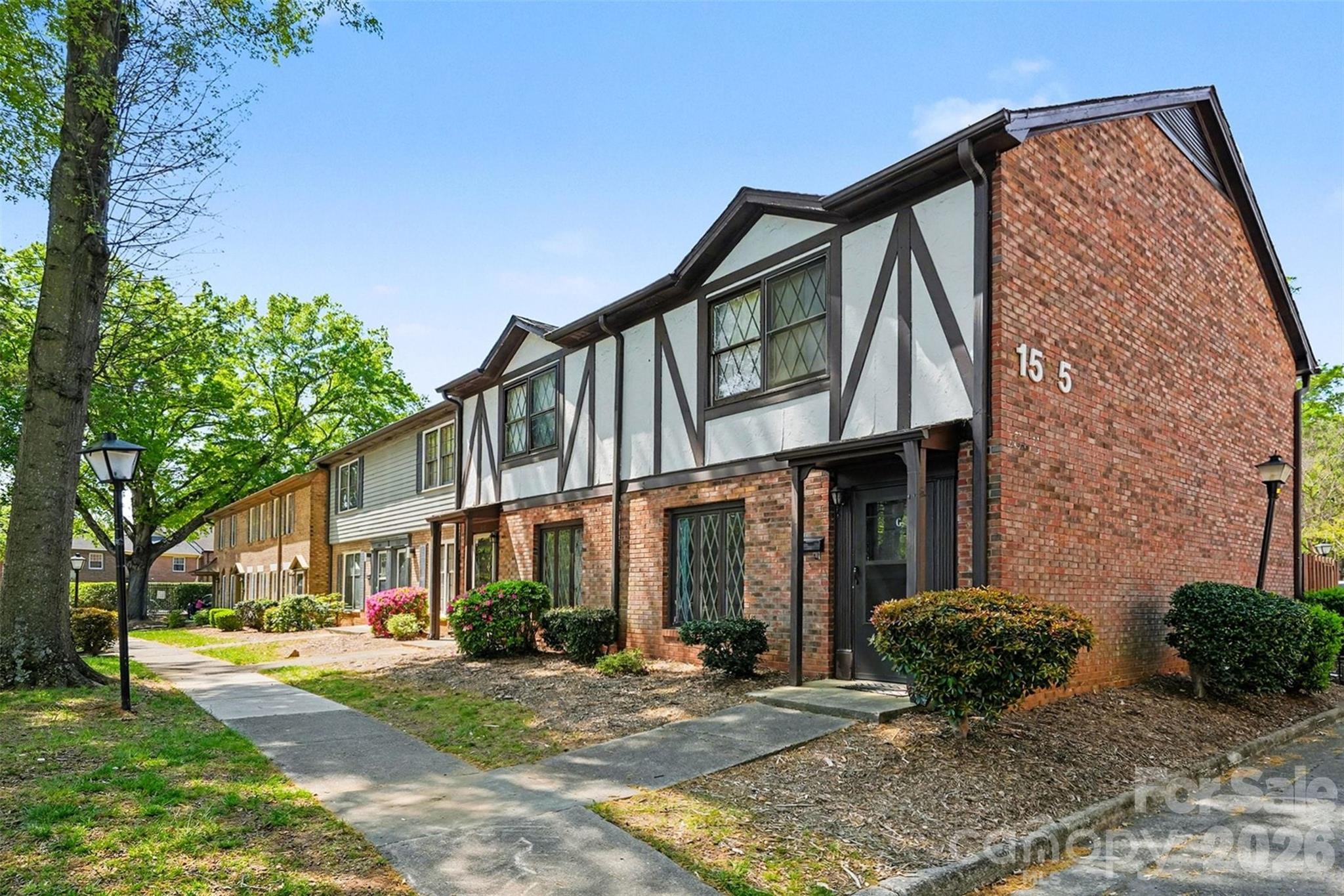 1535 Lansdale Drive Unit: G