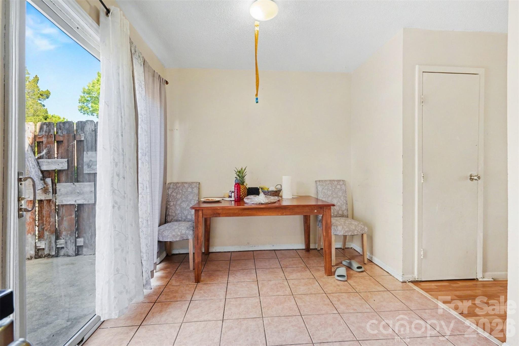 1535 Lansdale Drive Unit: G