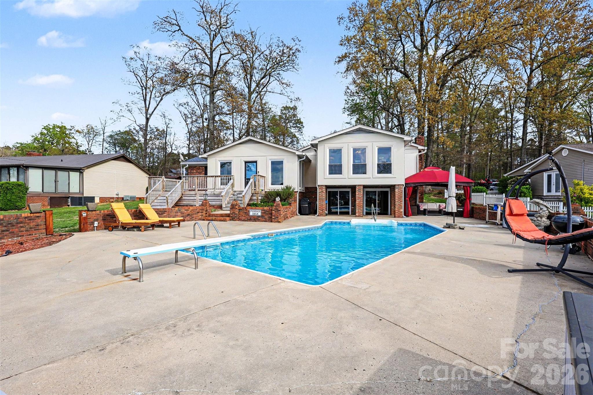 1017 Holloway Church Road