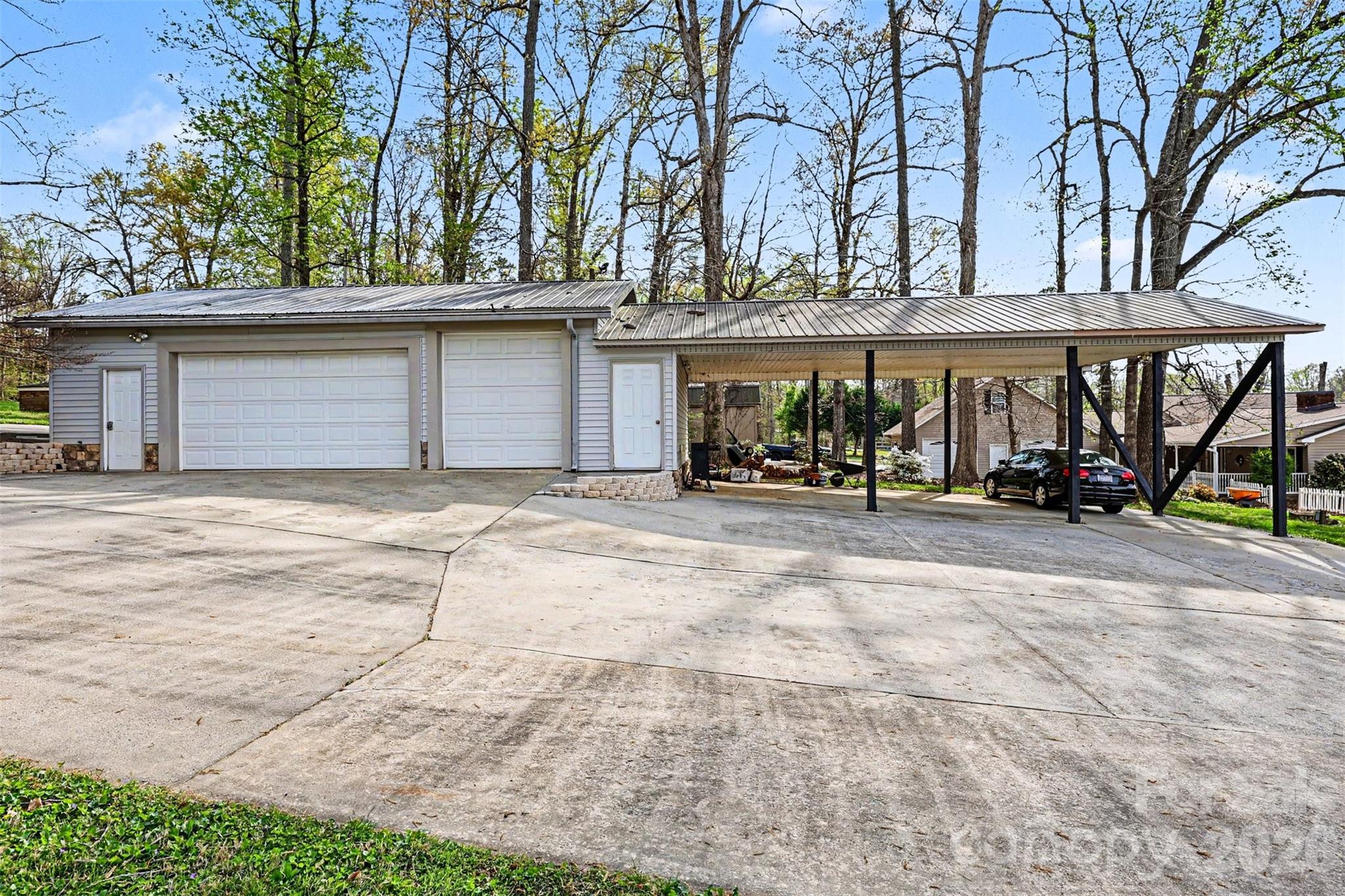 1017 Holloway Church Road