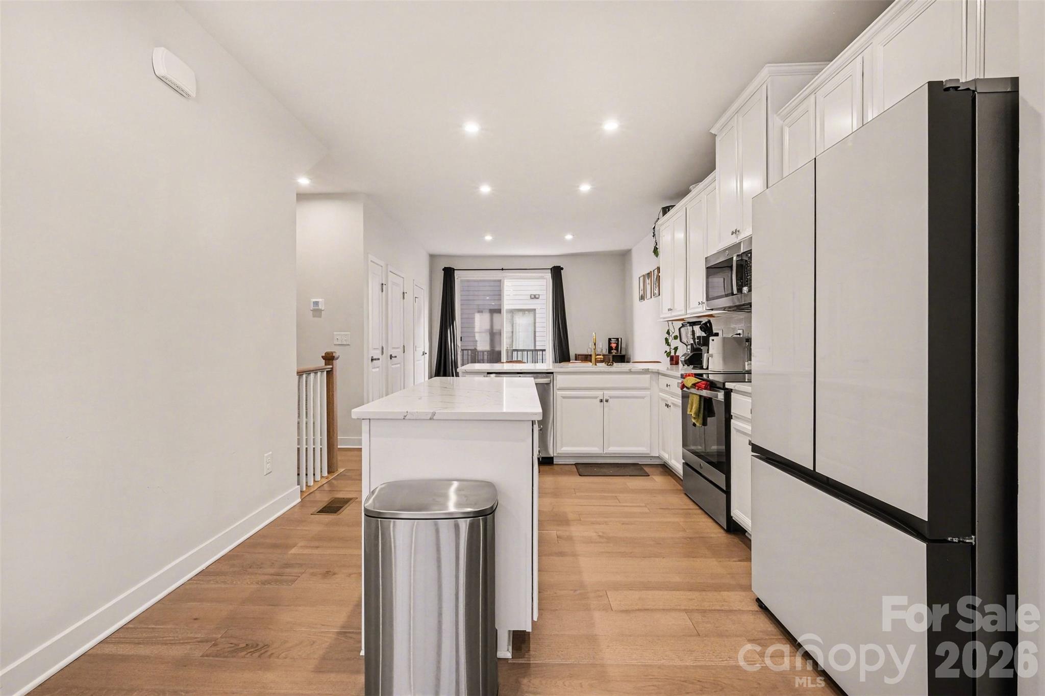 6111 Station Crossing Avenue