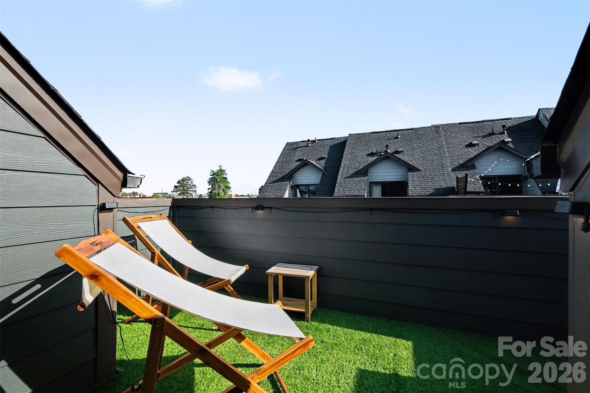 6111 Station Crossing Avenue